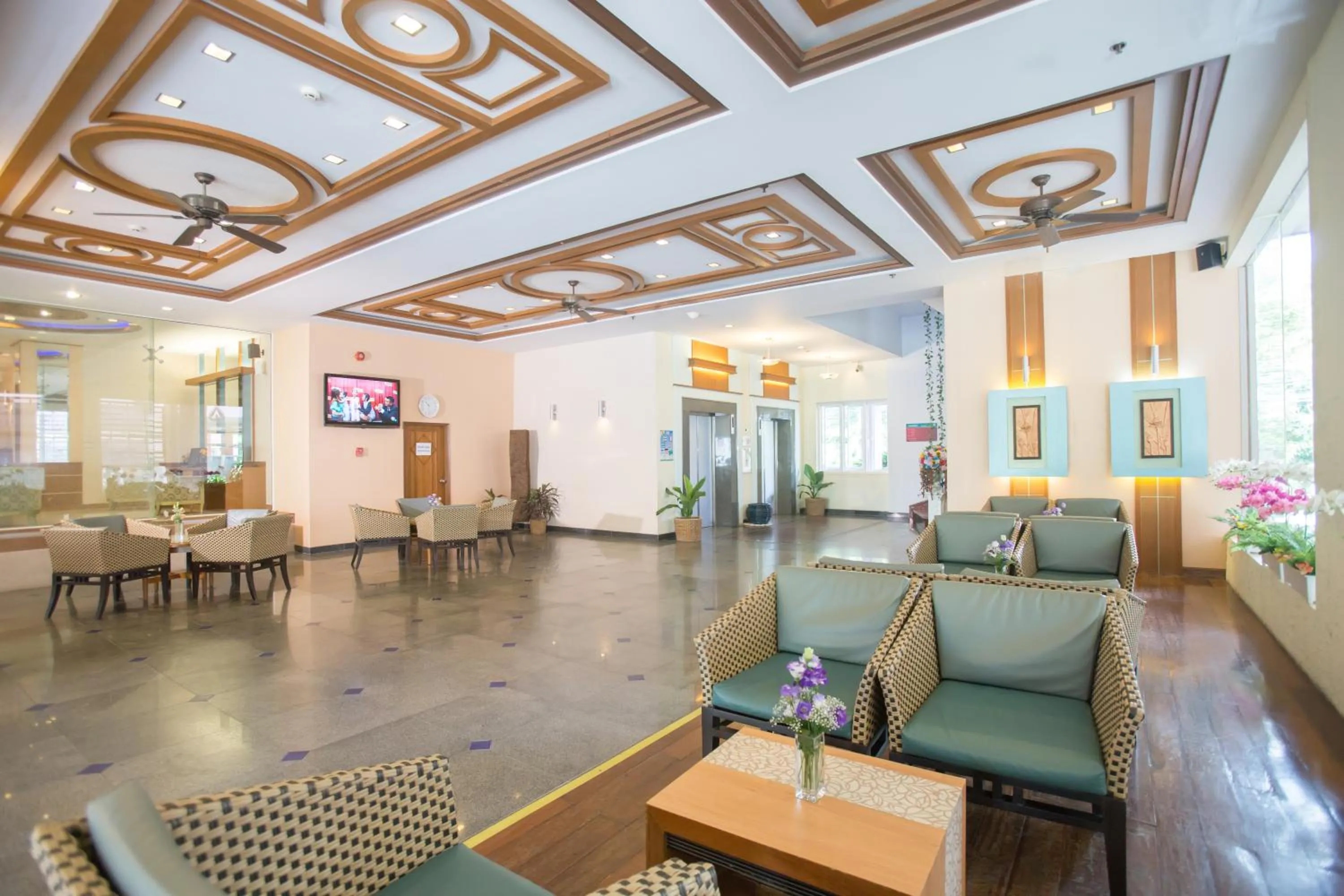 Lobby or reception in Asia Cha-am Hotel