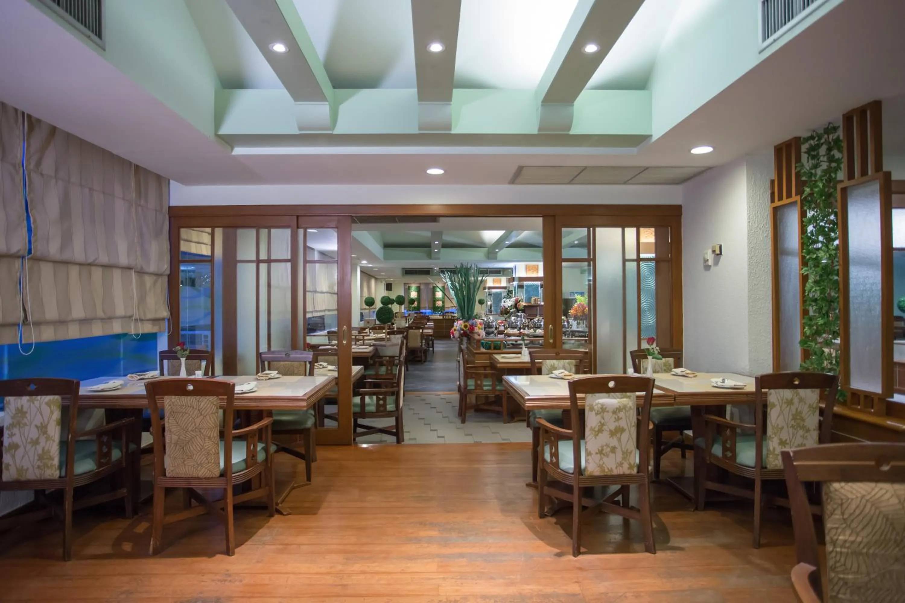 Restaurant/places to eat in Asia Cha-am Hotel