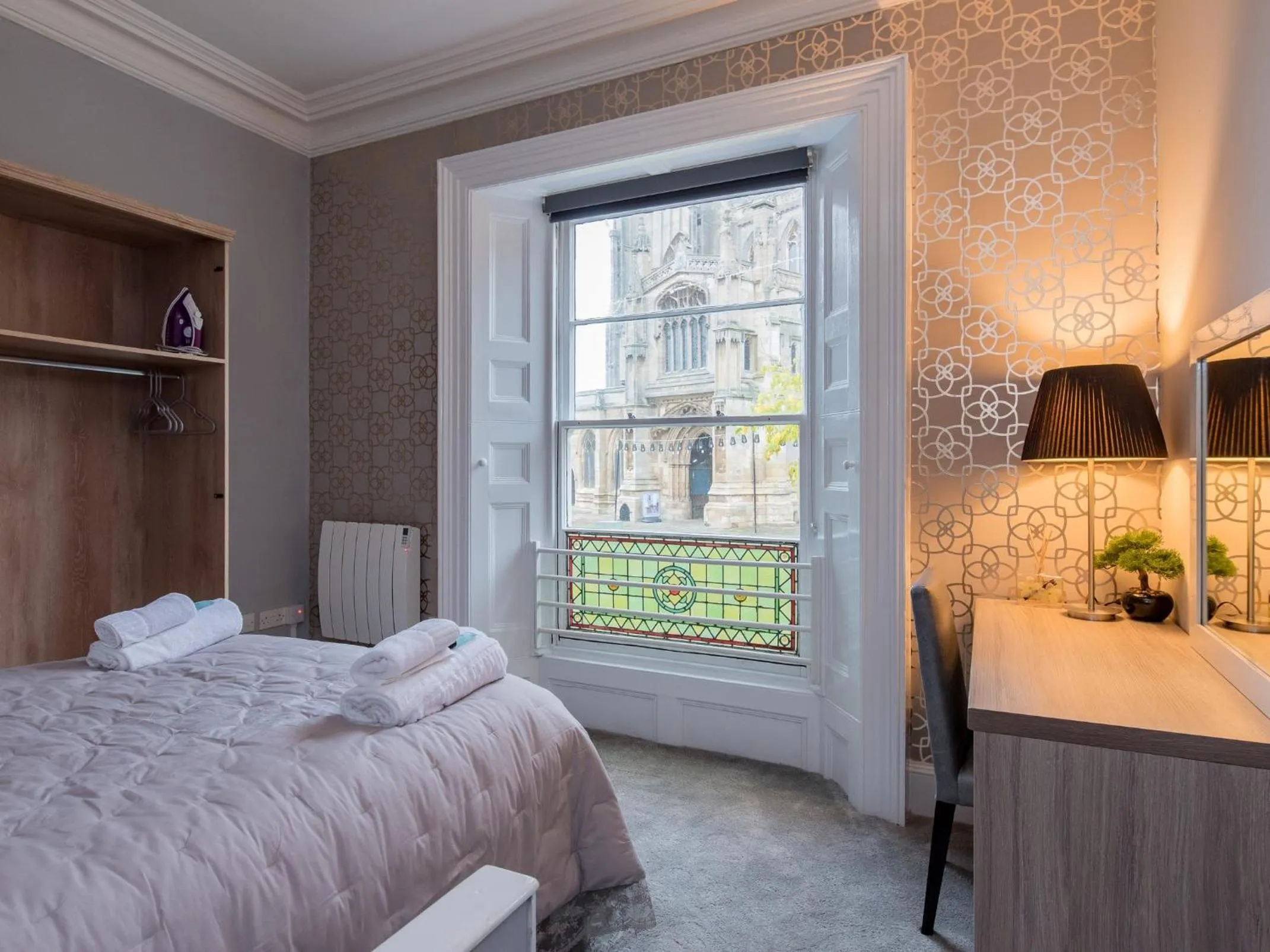 Bedroom, Bed in Church Lane Apartments