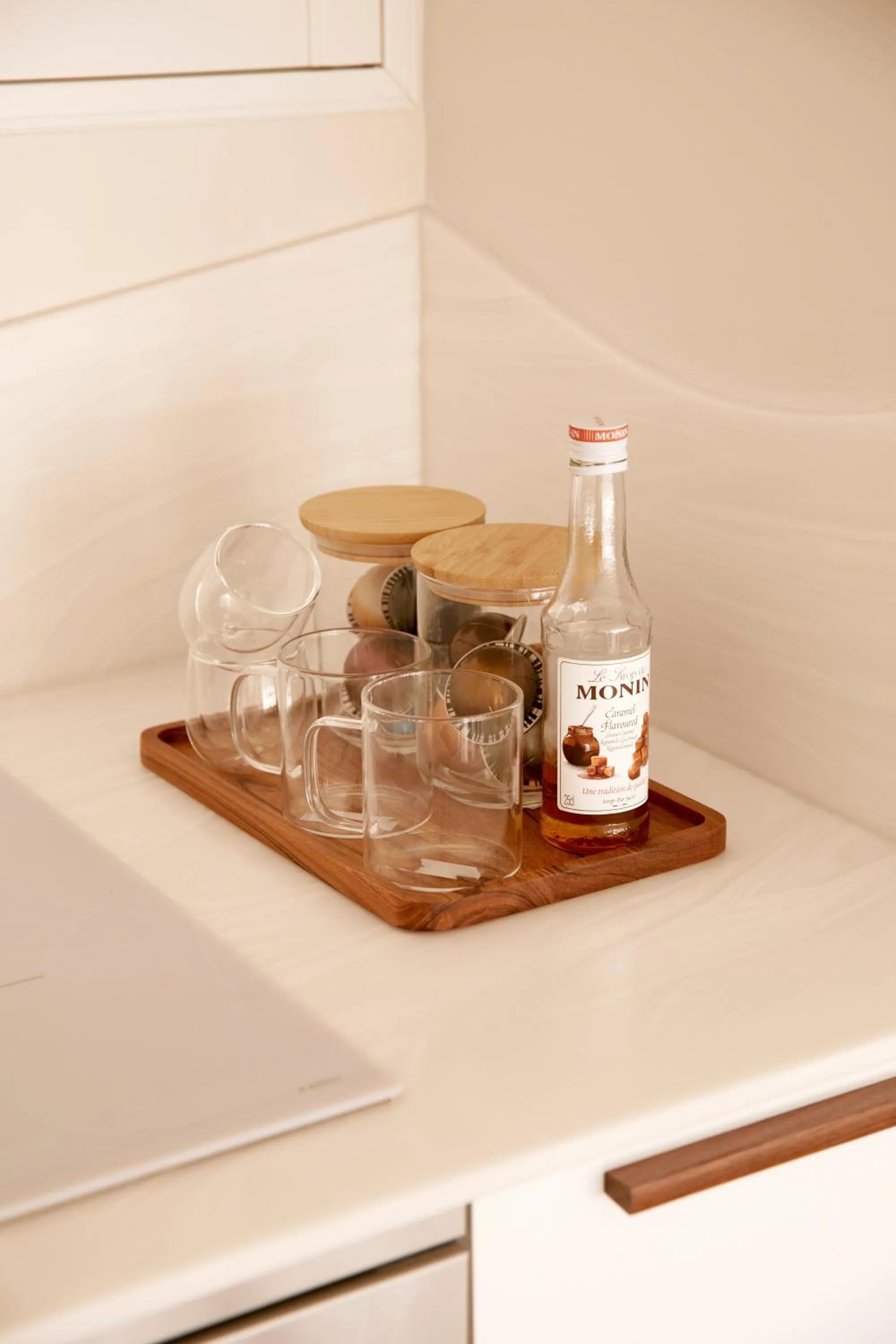 Kitchen or kitchenette in Noosa Parade Holiday Inn