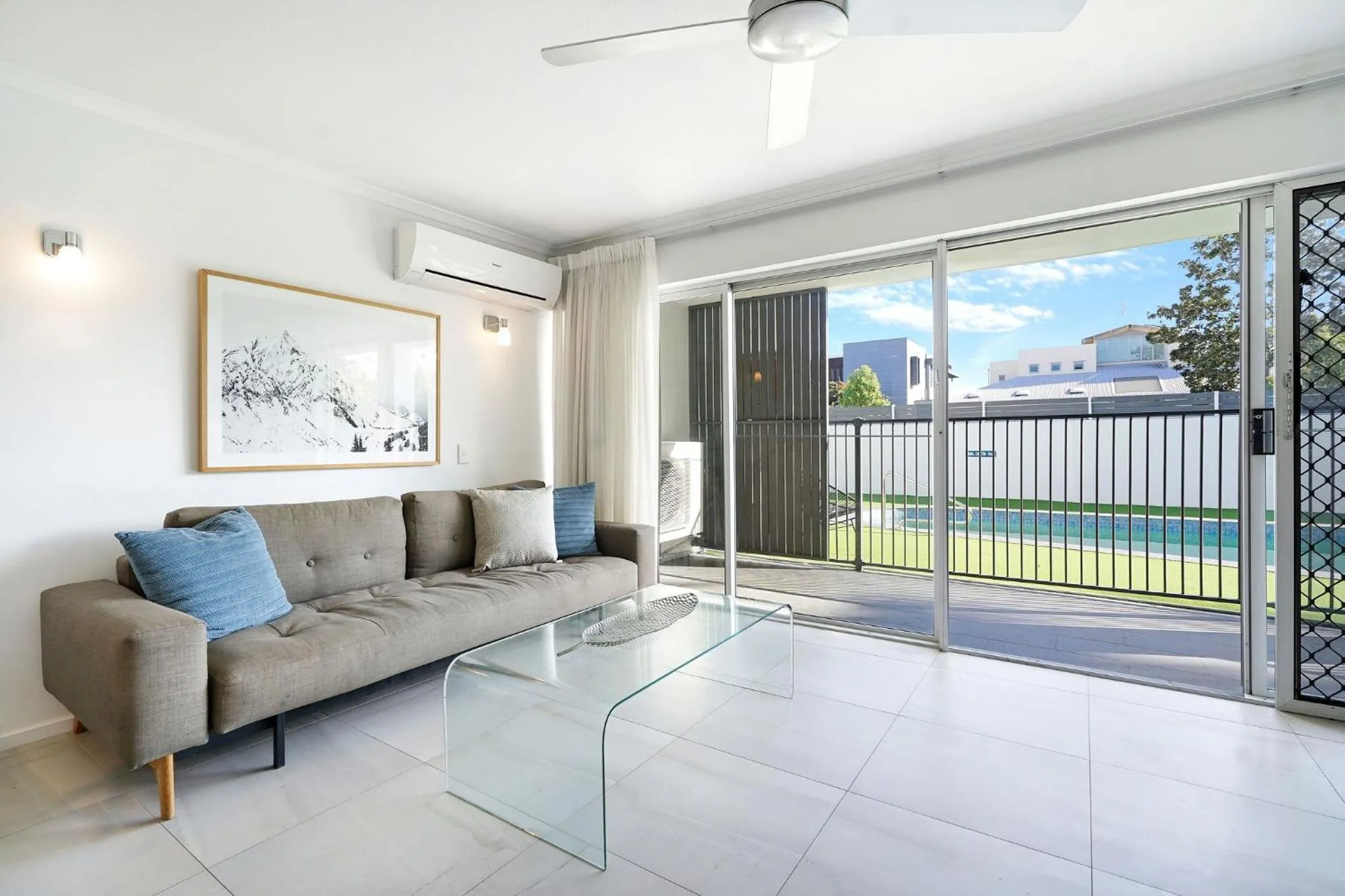 Noosa Parade Holiday Inn