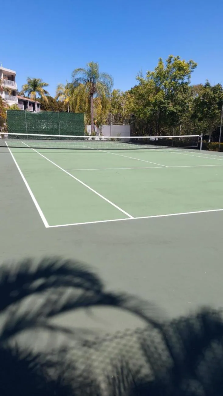 Tennis court in Noosa Hill Resort