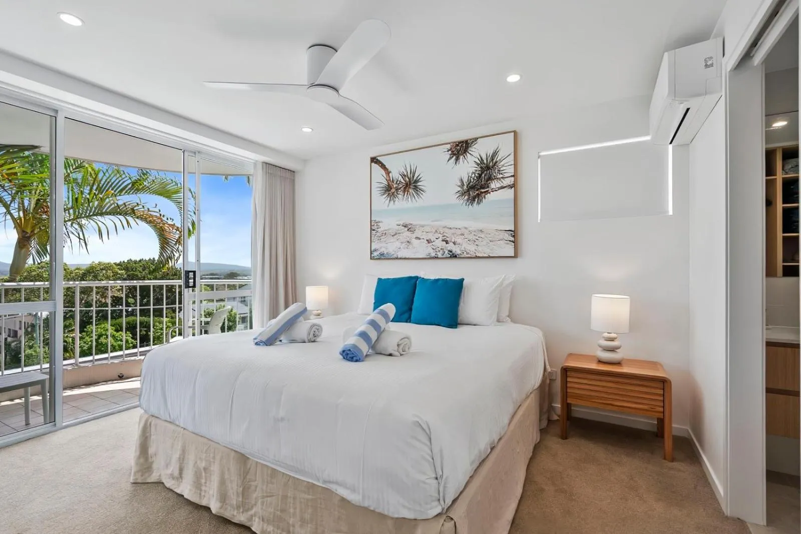 Bed in Noosa Hill Resort