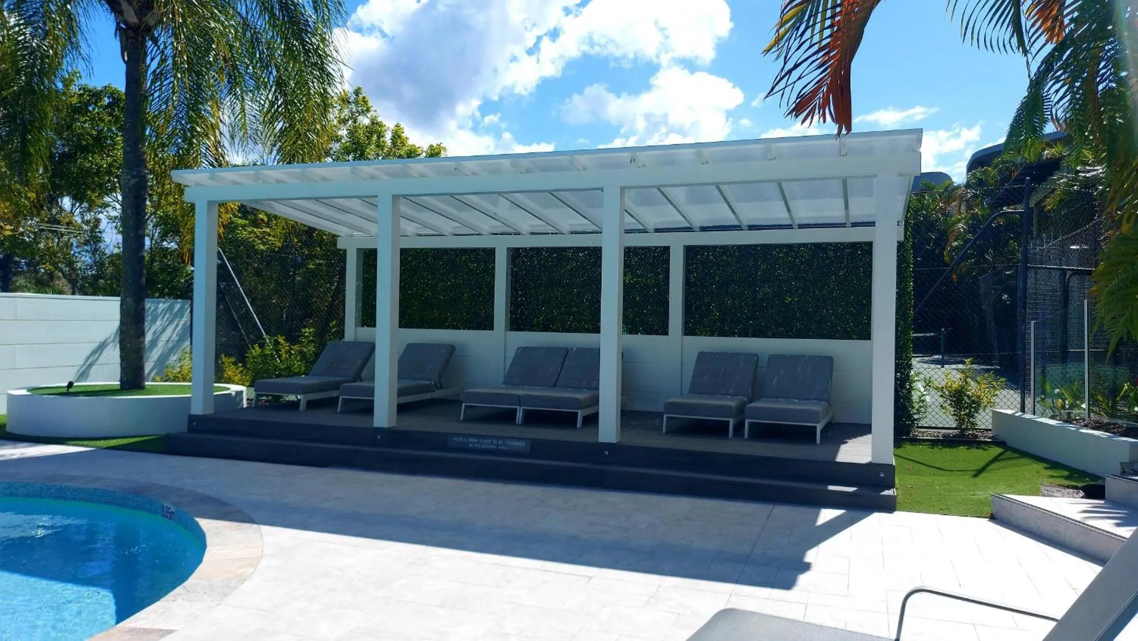 Swimming pool in Noosa Hill Resort