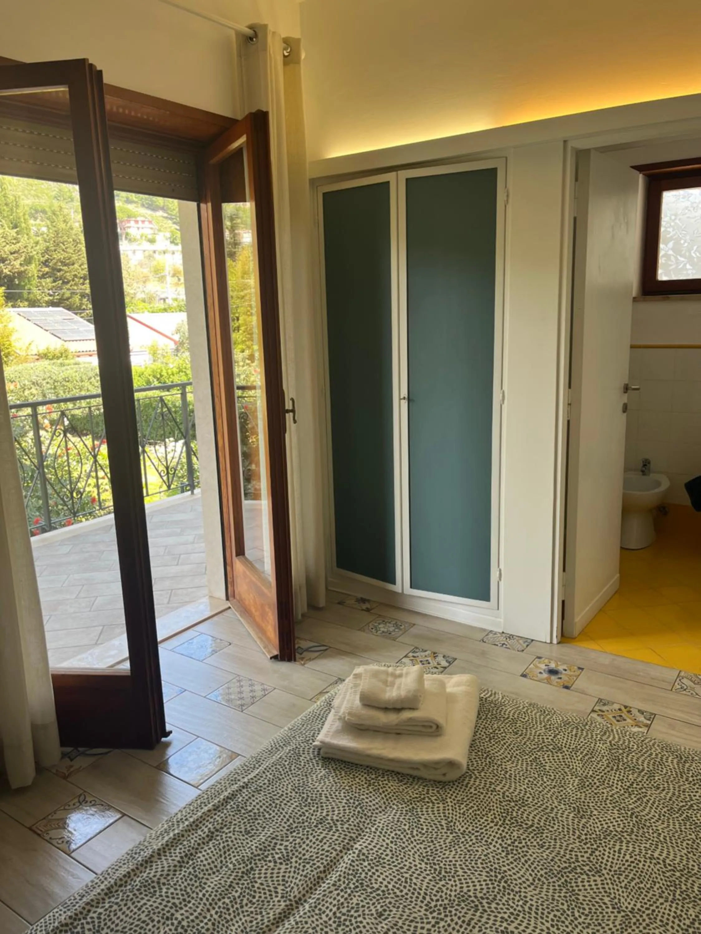 Bed in Villa Luisa B&B