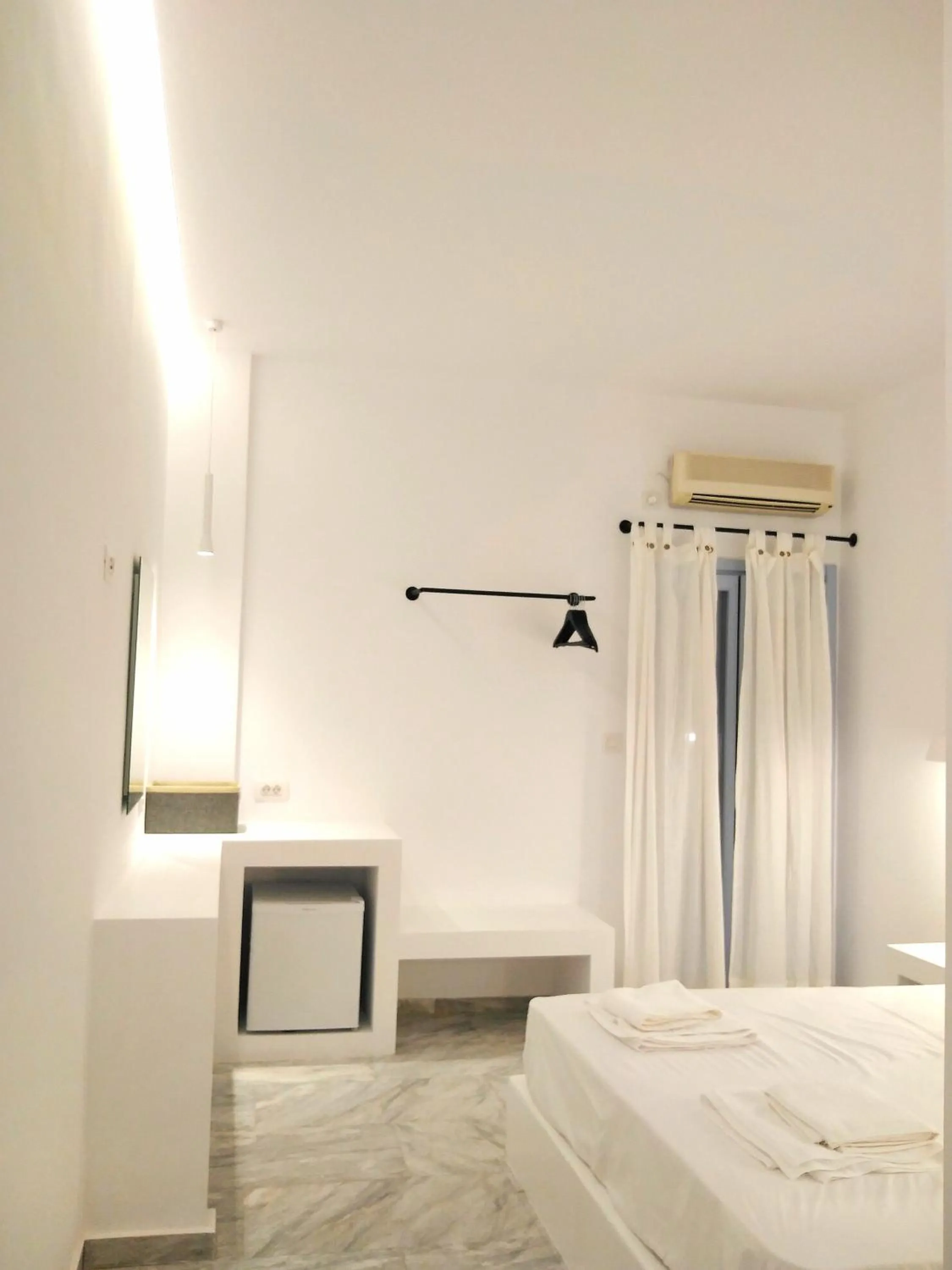 Bedroom, Bed in Nissos Ios