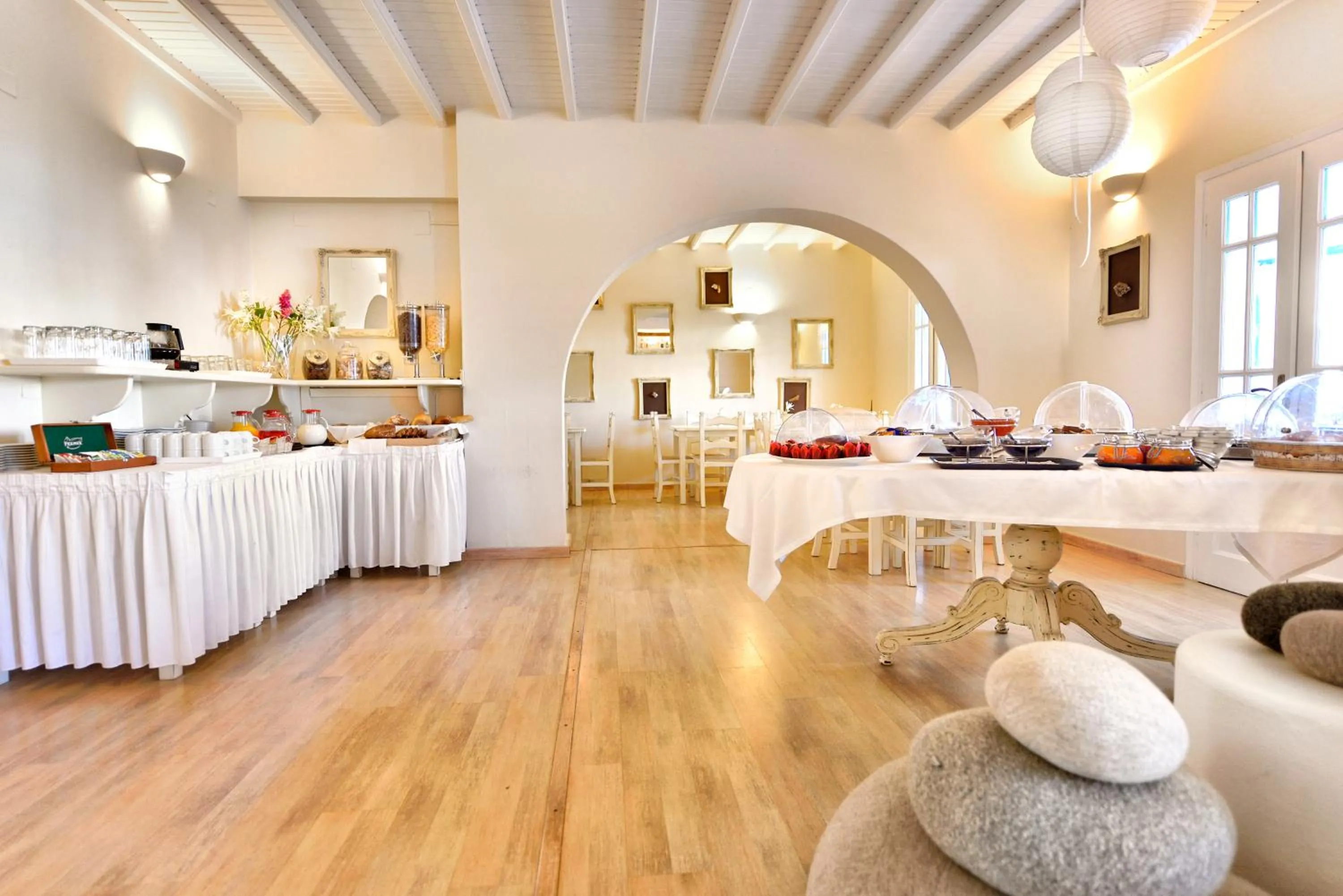 Restaurant/places to eat in Erato Hotel Mykonos