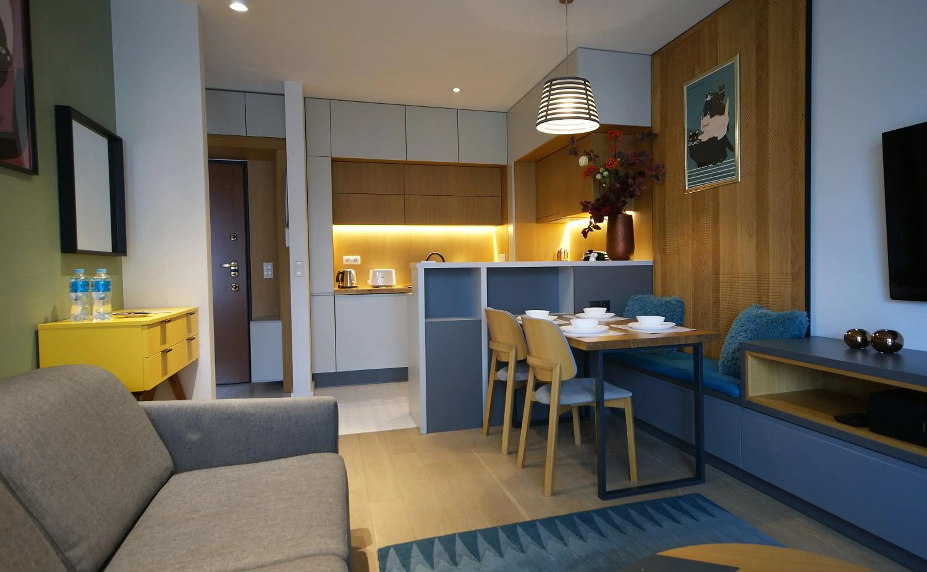 TV and multimedia in IRS ROYAL APARTMENTS Apartamenty IRS Neptun Park