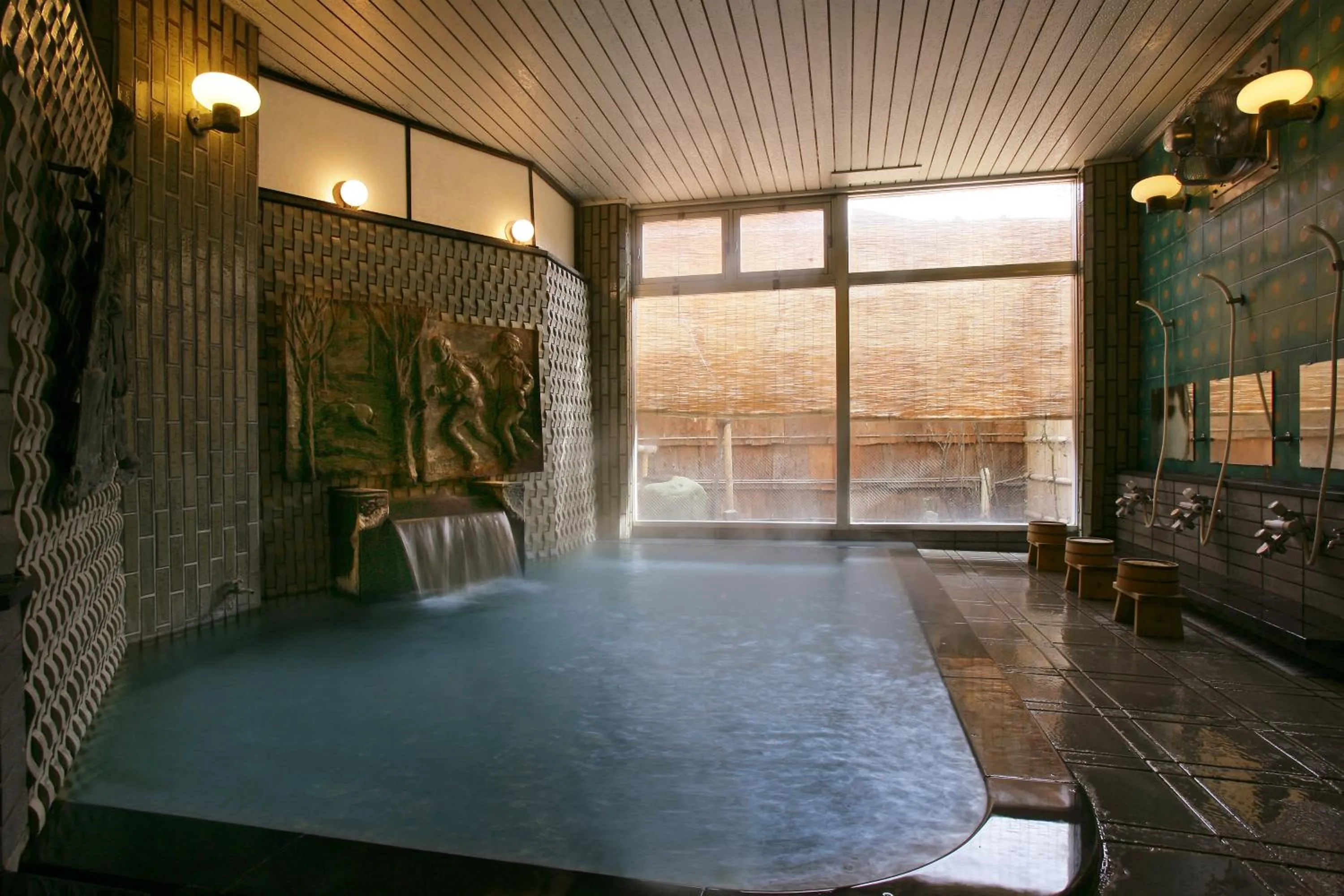 Hot Spring Bath in Shouhakutei Azumaso