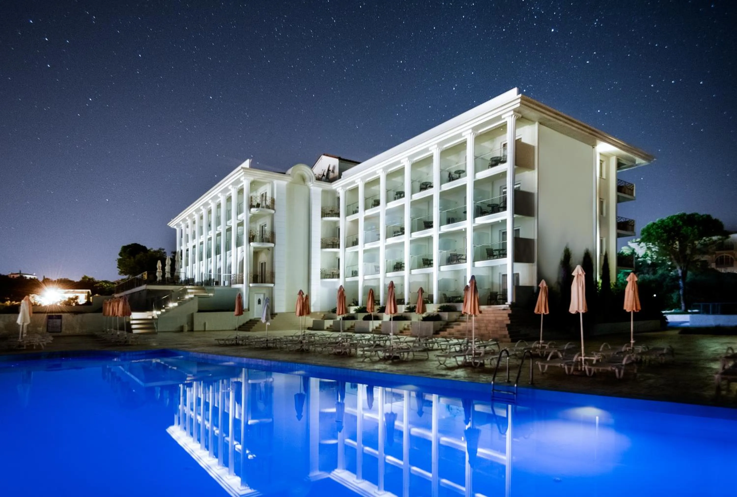 Property building in Avalon Palace Hotel