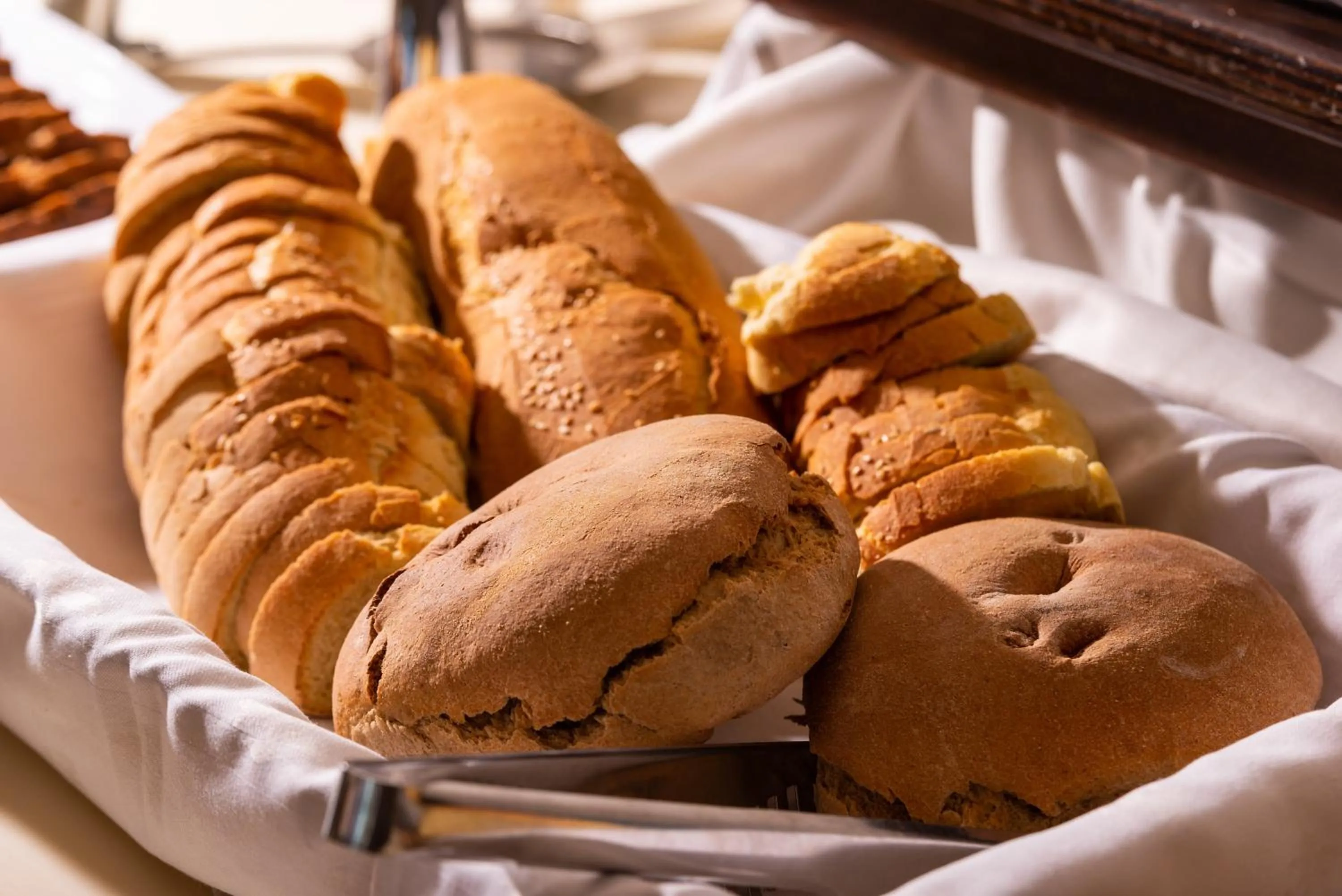 Food in Avalon Palace Hotel