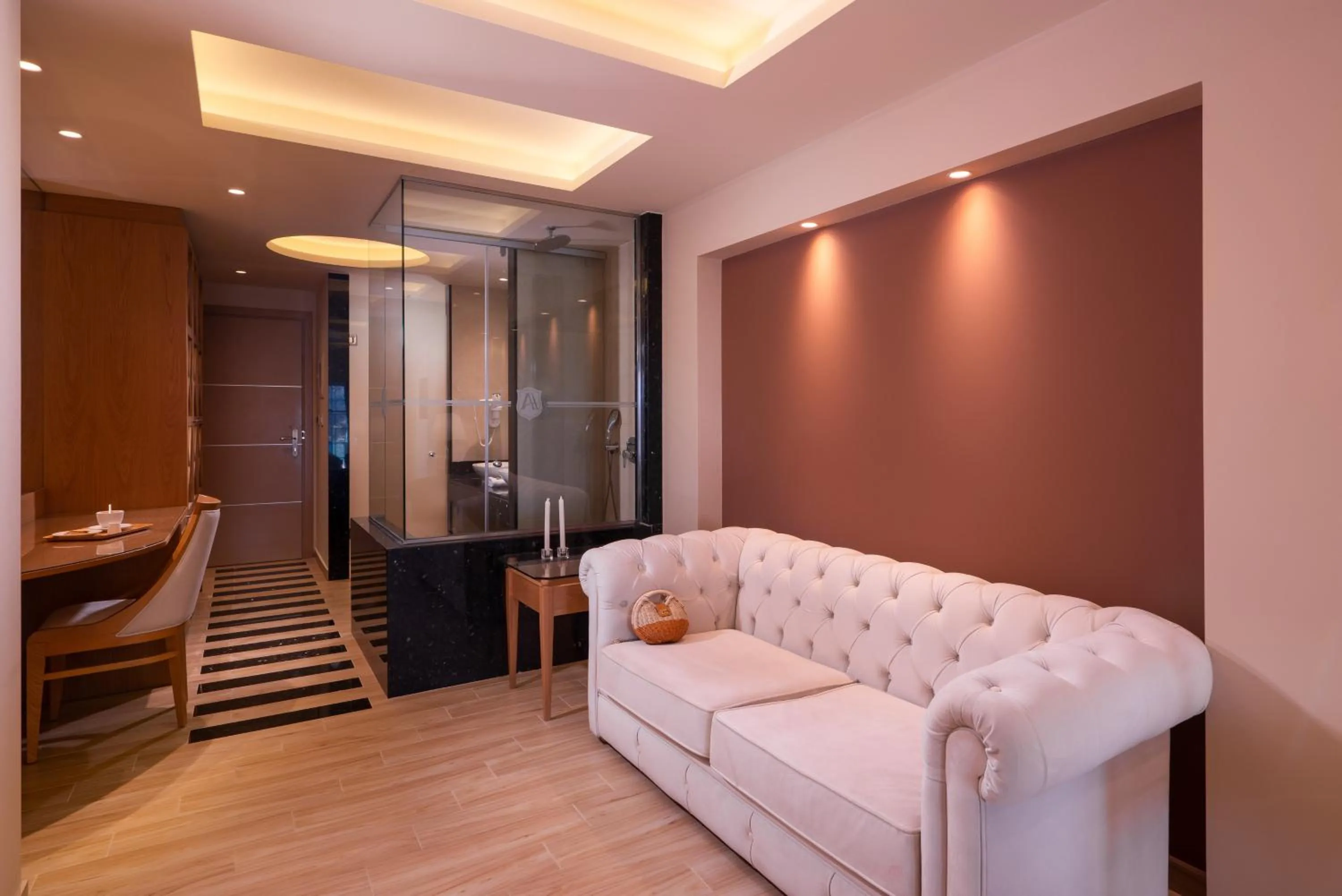 Seating area in Avalon Palace Hotel