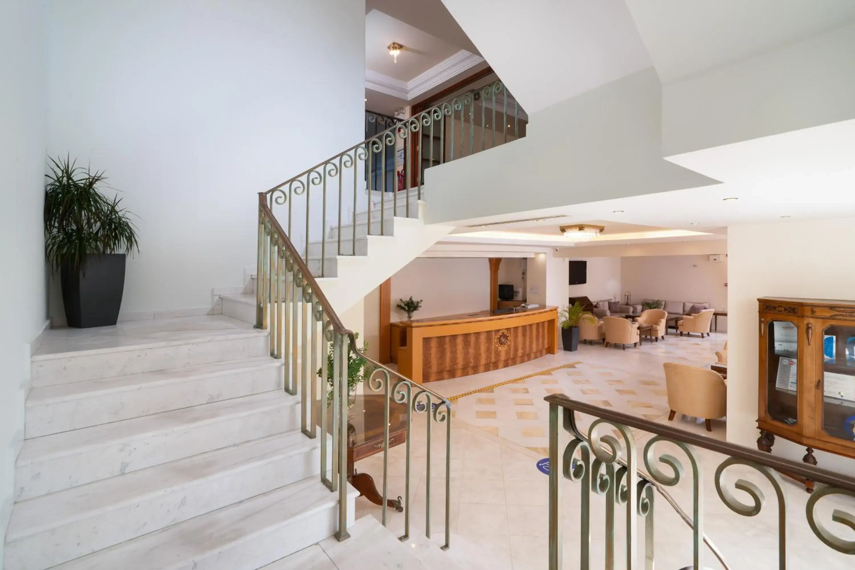 Lobby or reception in Avalon Palace Hotel Lobby or reception in Avalon Palace Hotel