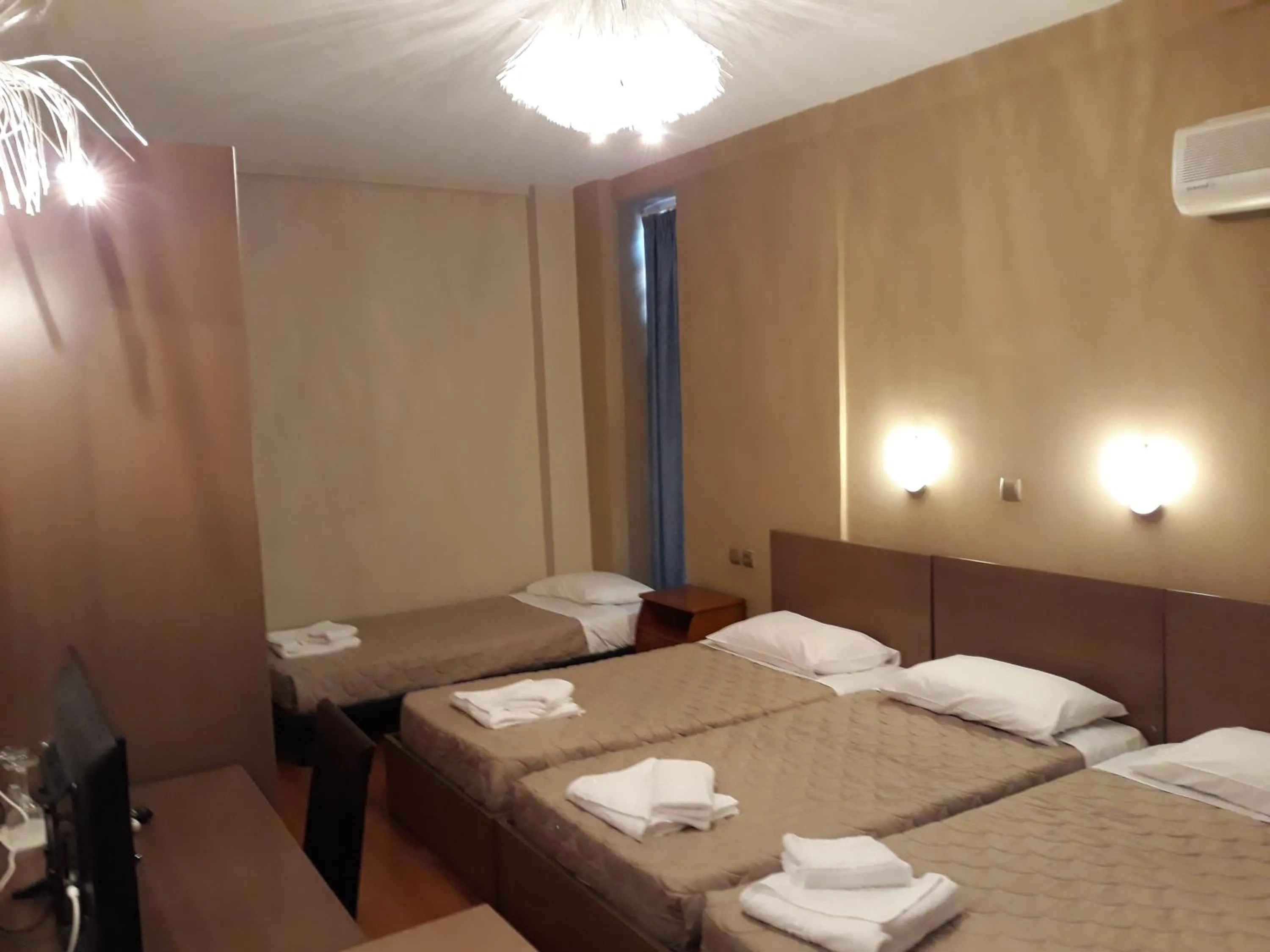 Bed in Grand Olympic Hotel Loutraki
