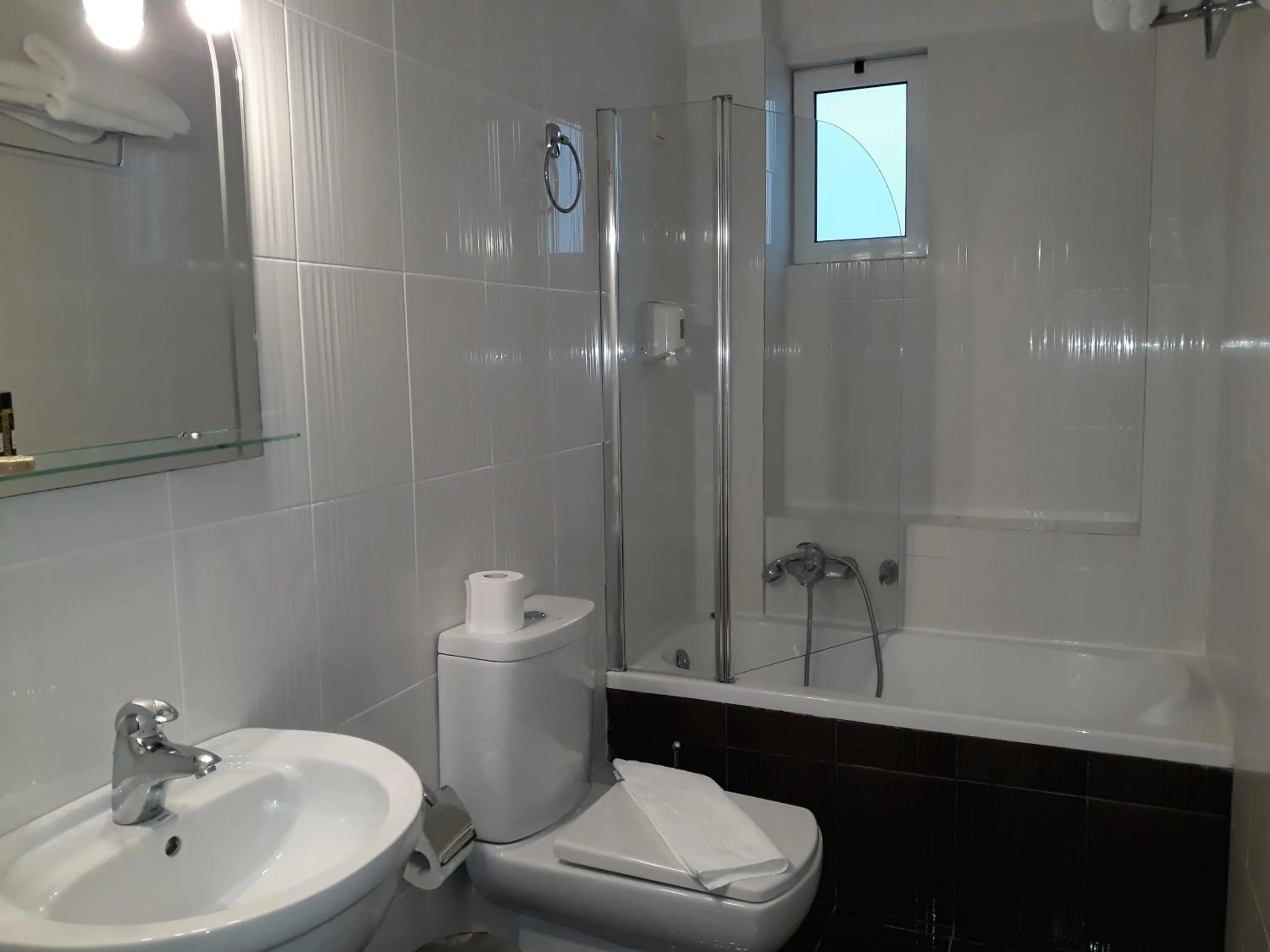Bathroom in Grand Olympic Hotel Loutraki