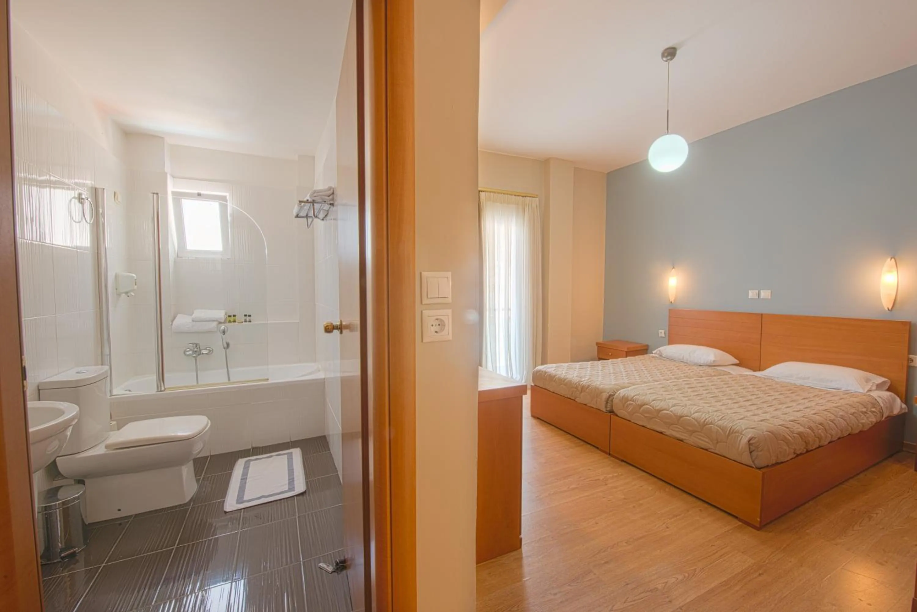 Bed in Grand Olympic Hotel Loutraki