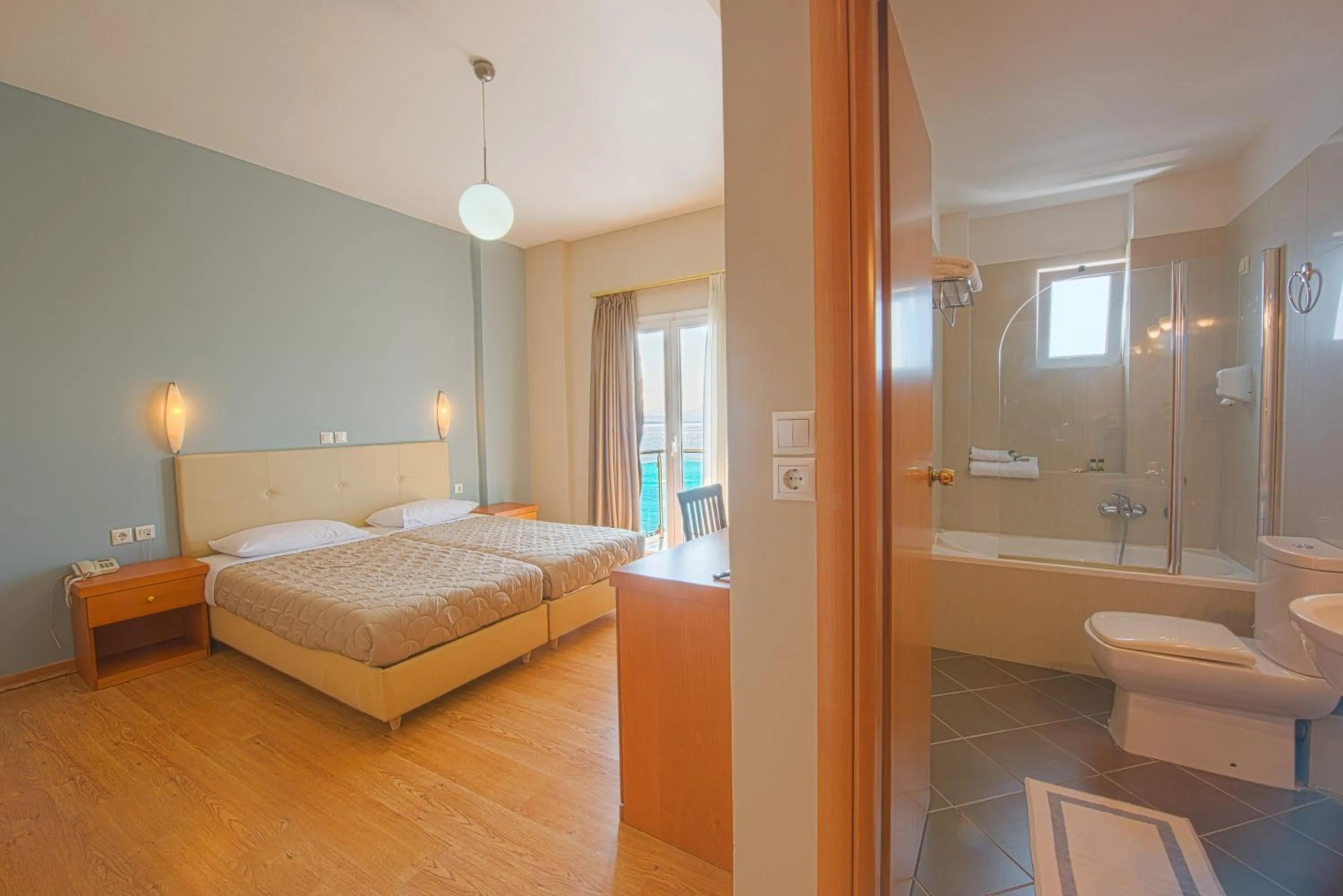 Photo of the whole room, Bed in Grand Olympic Hotel Loutraki