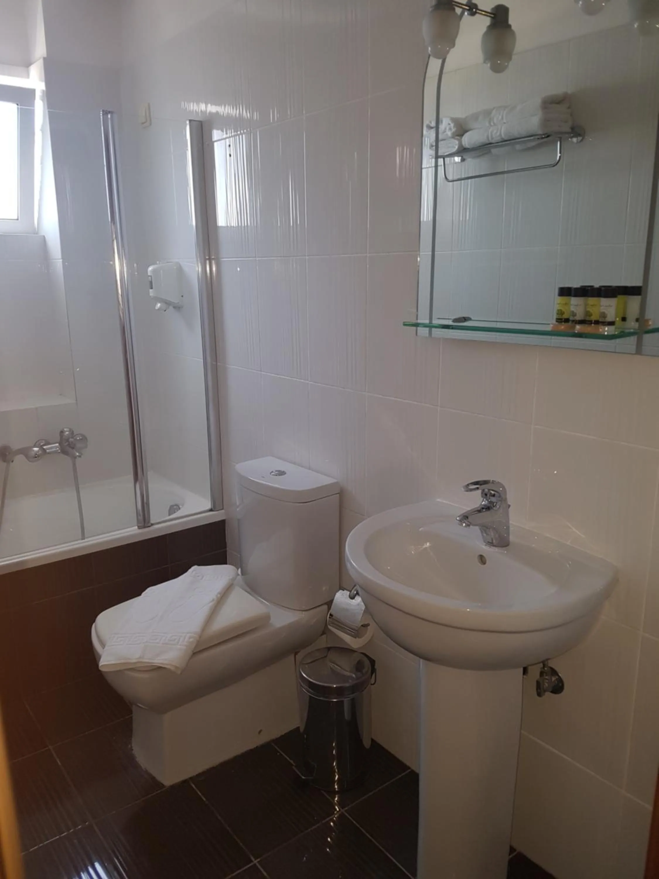 Bathroom in Grand Olympic Hotel Loutraki