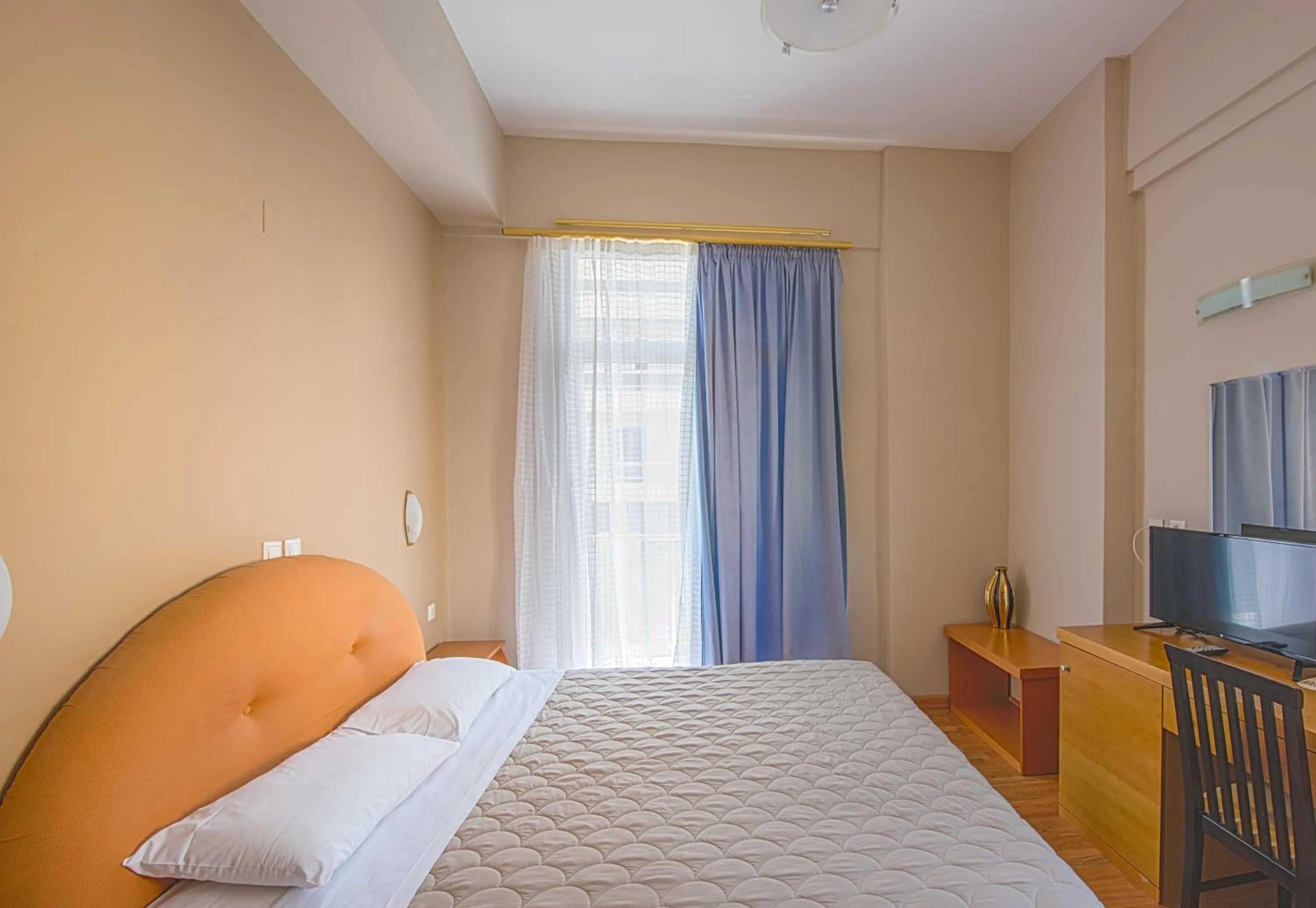 Bed in Grand Olympic Hotel Loutraki