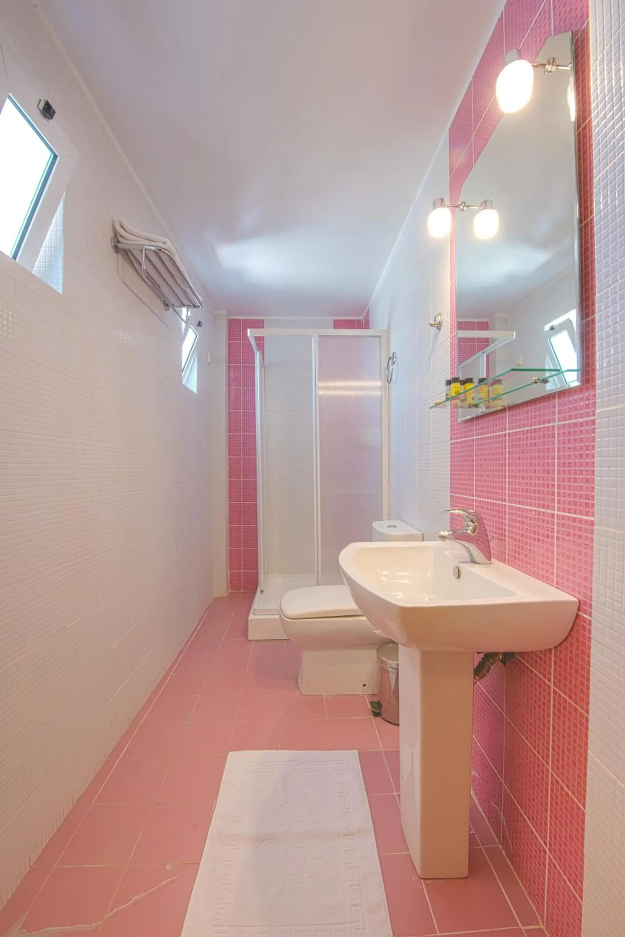Comfort Triple Room in Grand Olympic Hotel Loutraki Comfort Triple Room in Grand Olympic Hotel Loutraki