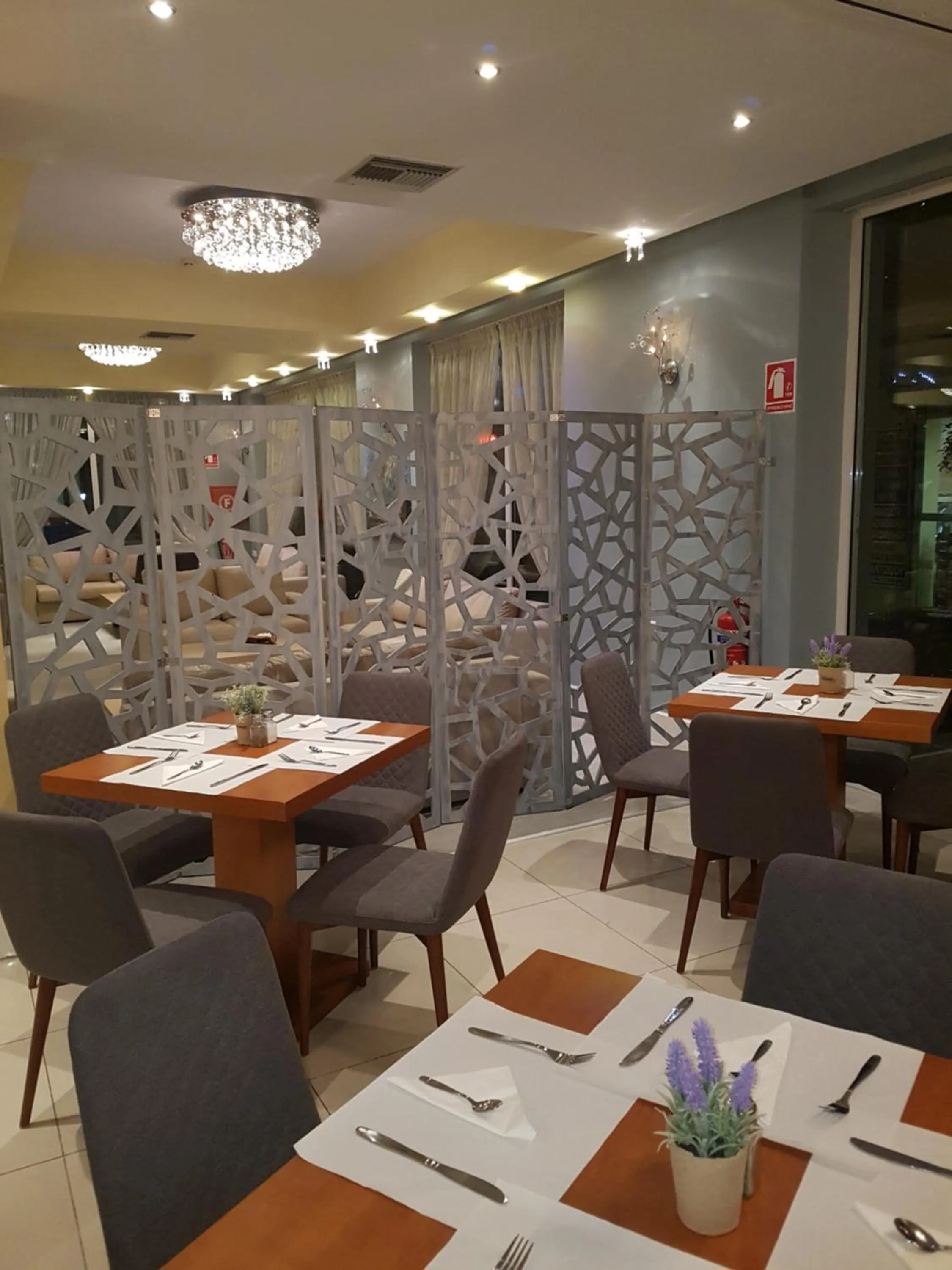 Restaurant/places to eat in Grand Olympic Hotel Loutraki