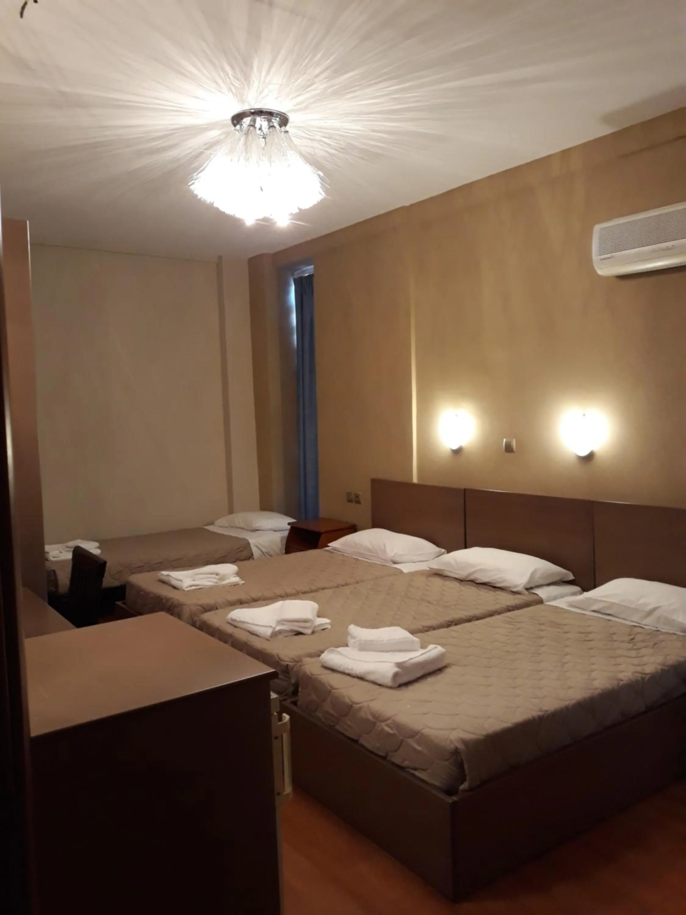 Bed in Grand Olympic Hotel Loutraki