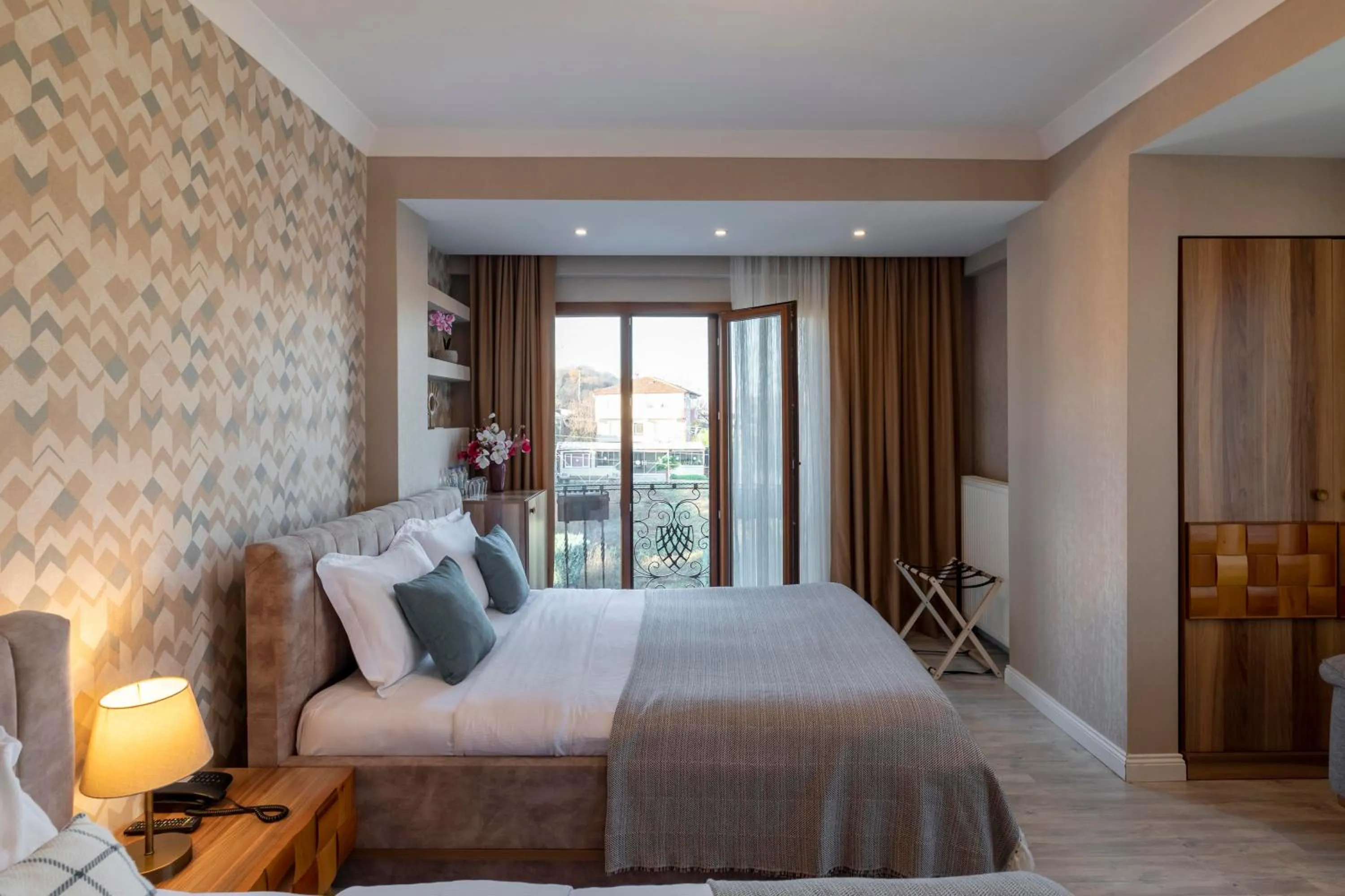 Photo of the whole room, Bed in Lagun Palas