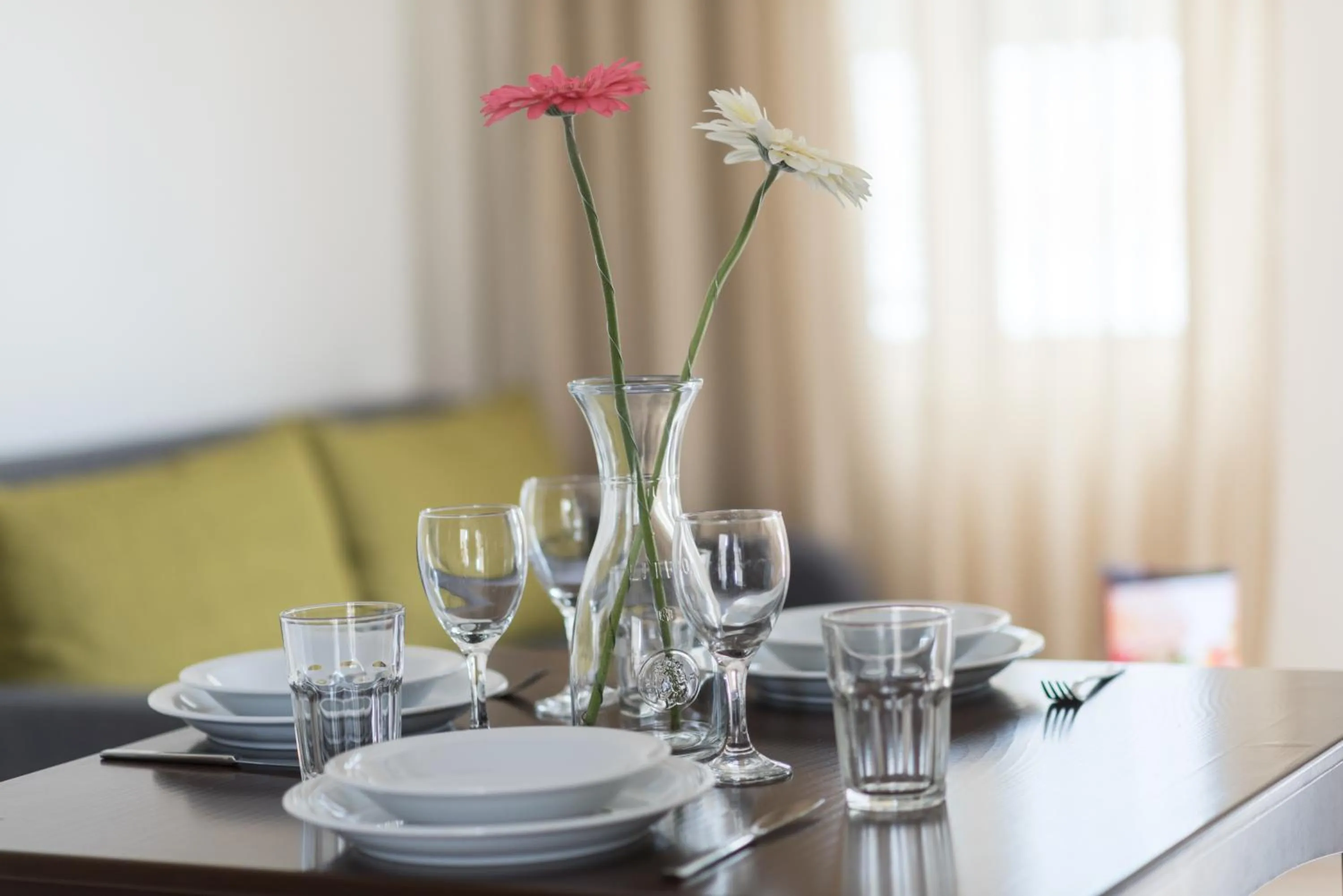 Living room in La Casa Di Napa Apartments