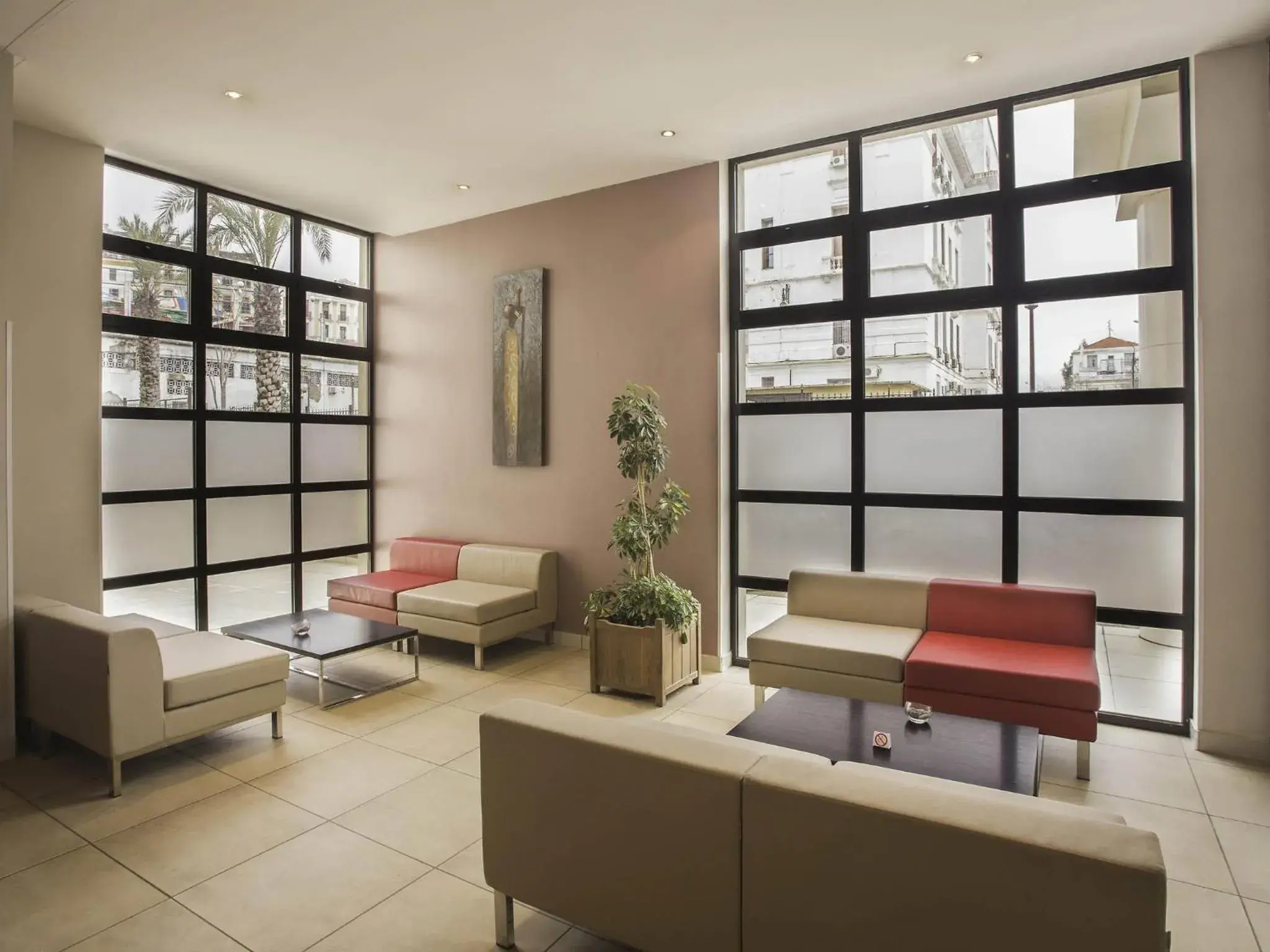 Property building in Ibis Constantine Property building in Ibis Constantine