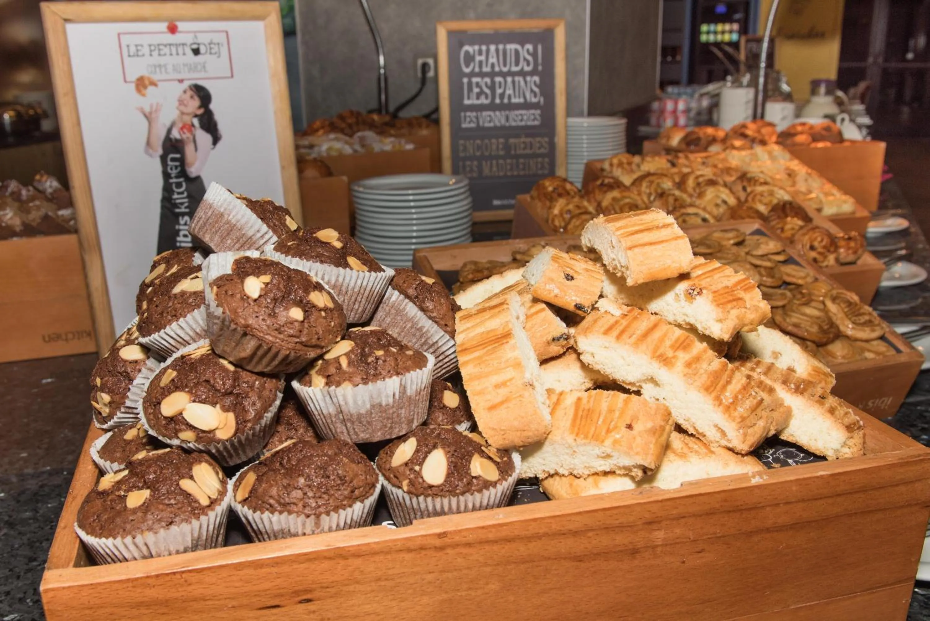 Buffet breakfast in Ibis Constantine