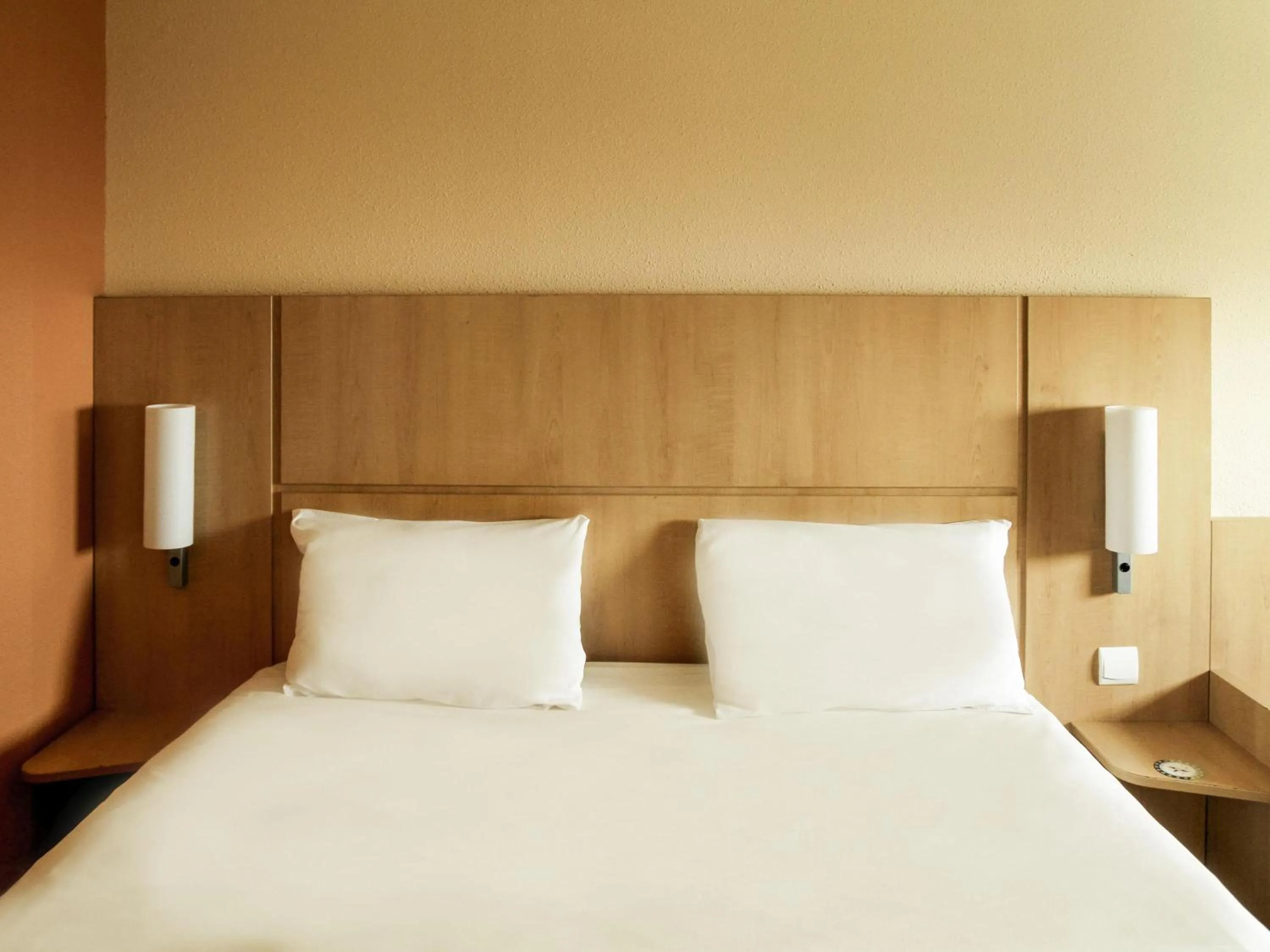 Bedroom, Bed in Ibis Constantine