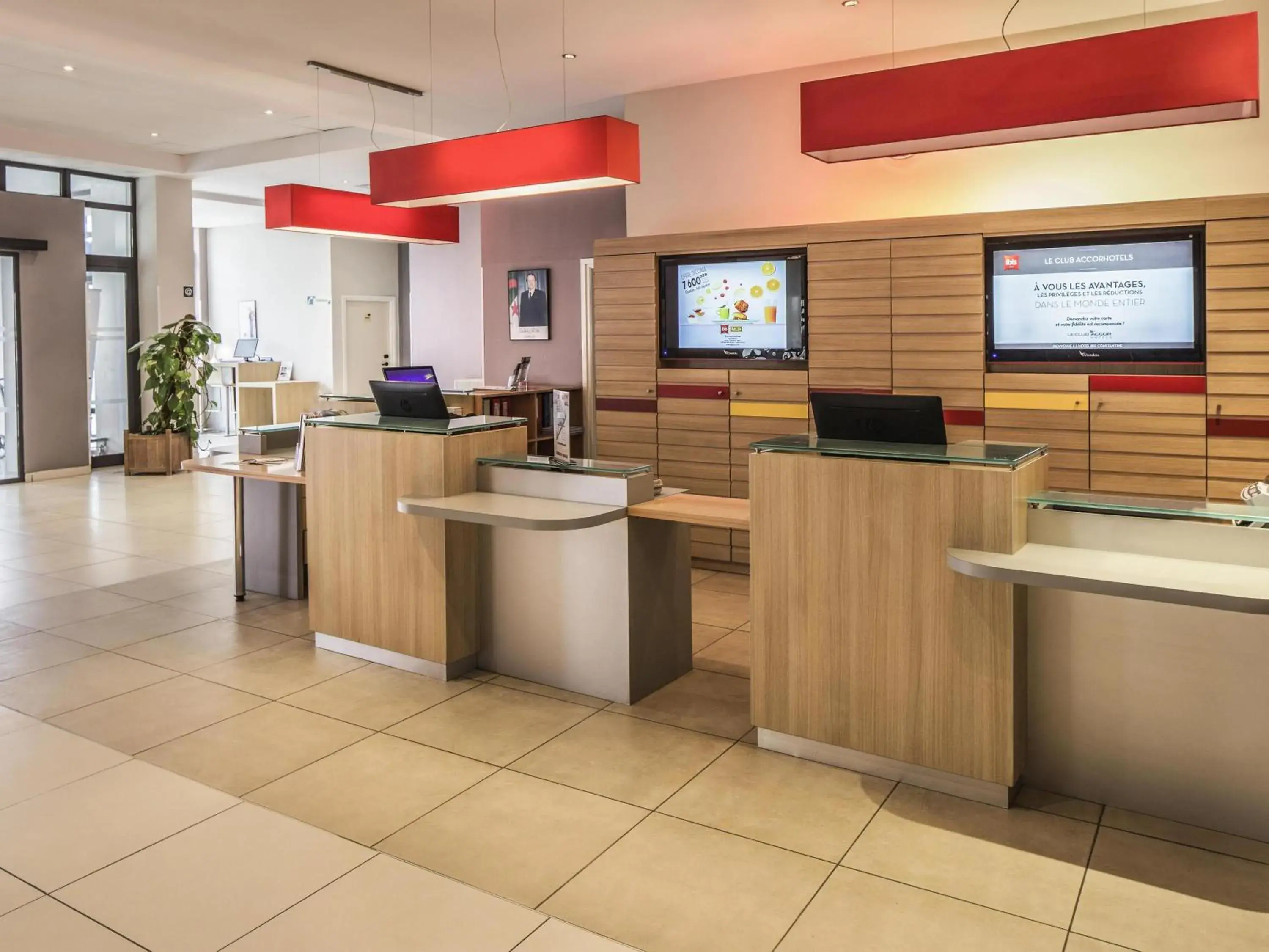 Property building in Ibis Constantine Property building in Ibis Constantine