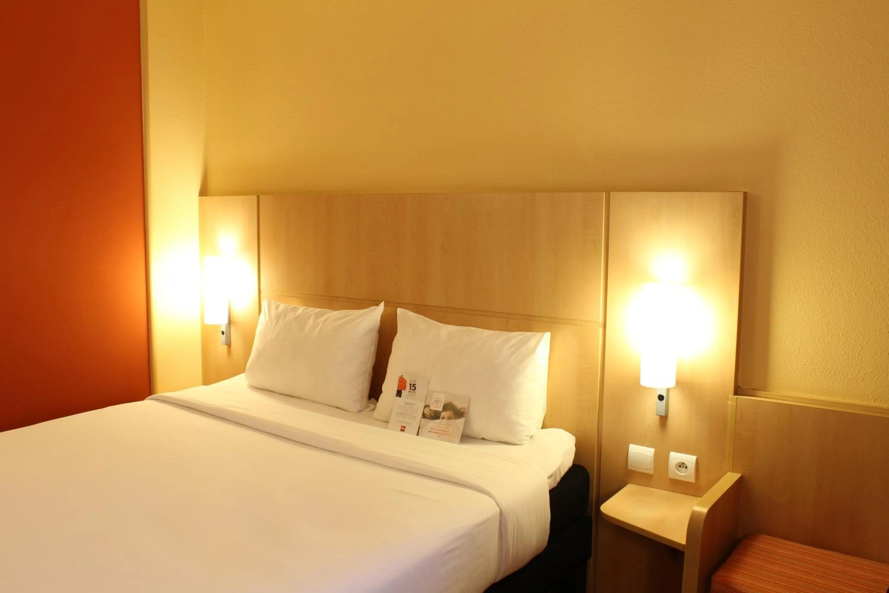 City view, Bed in Ibis Constantine