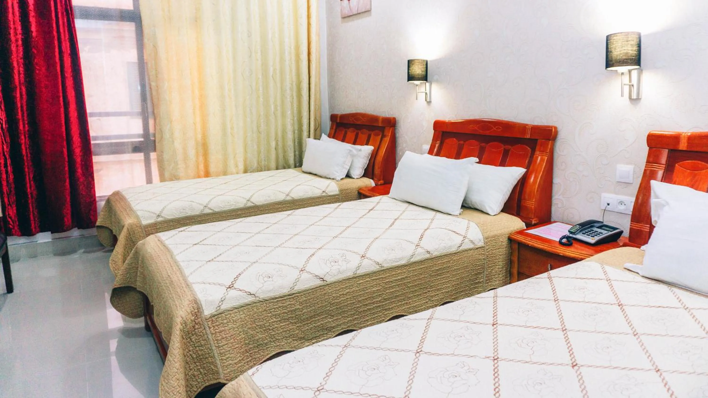 Bed in Hôtel Atenas