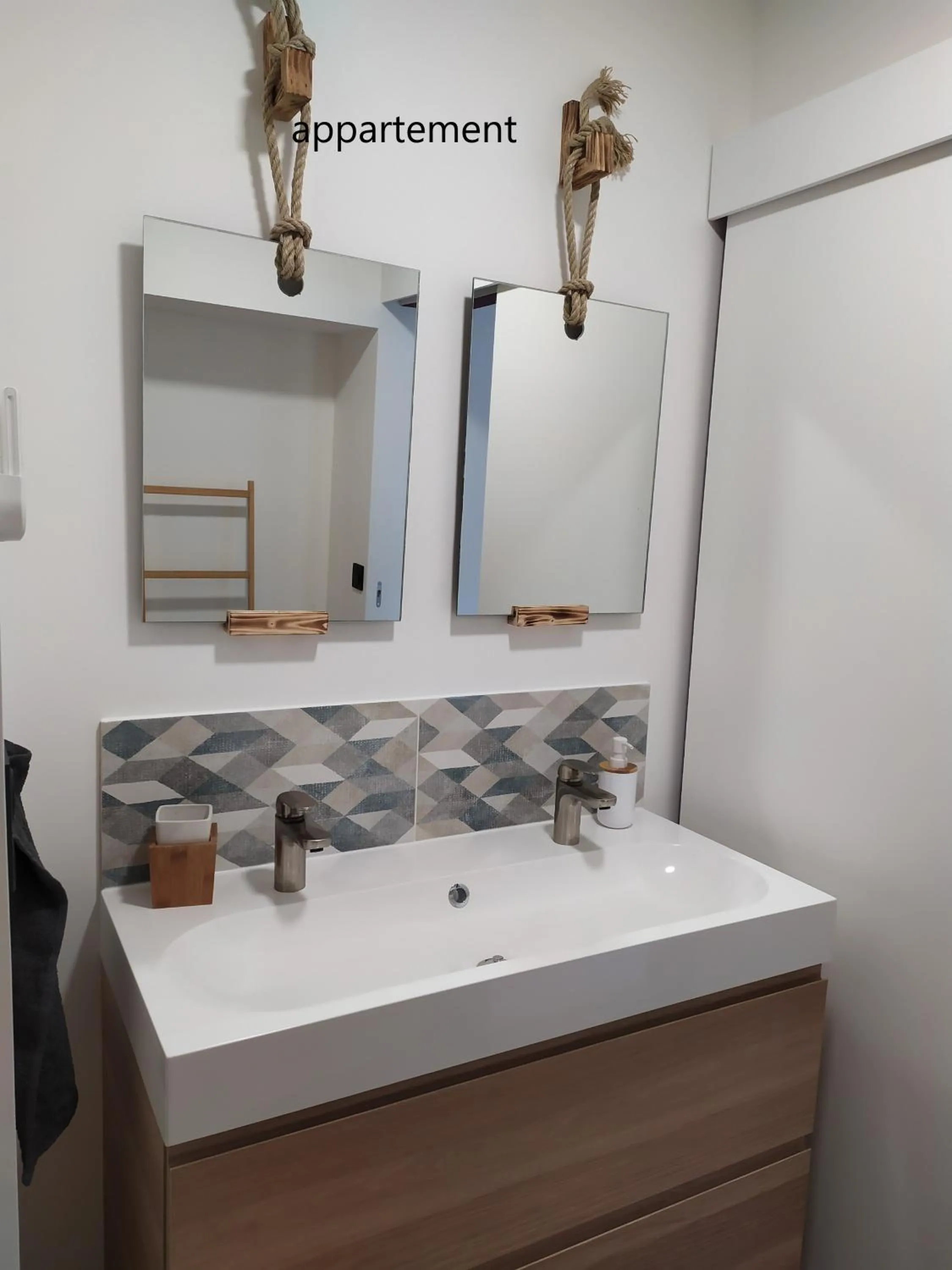 Bathroom in Calme et Volupté