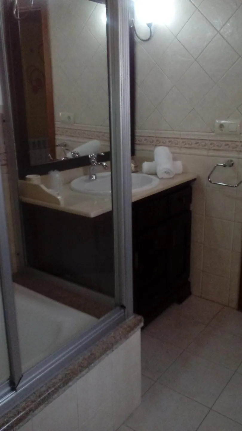 Shower in Casa Rural Anxeliña