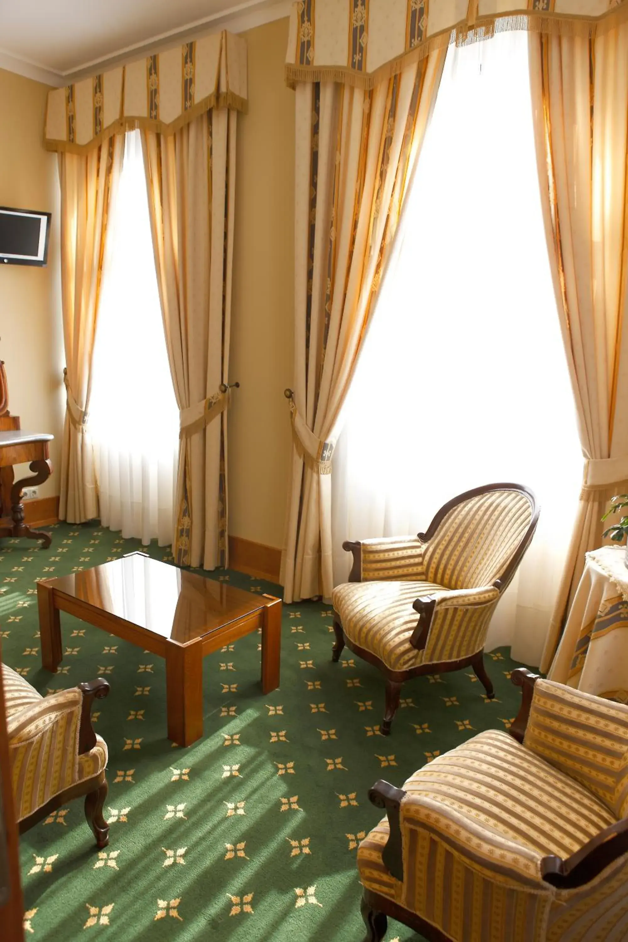 Living room in Domus Pacis Fatima Hotel Living room in Domus Pacis Fatima Hotel