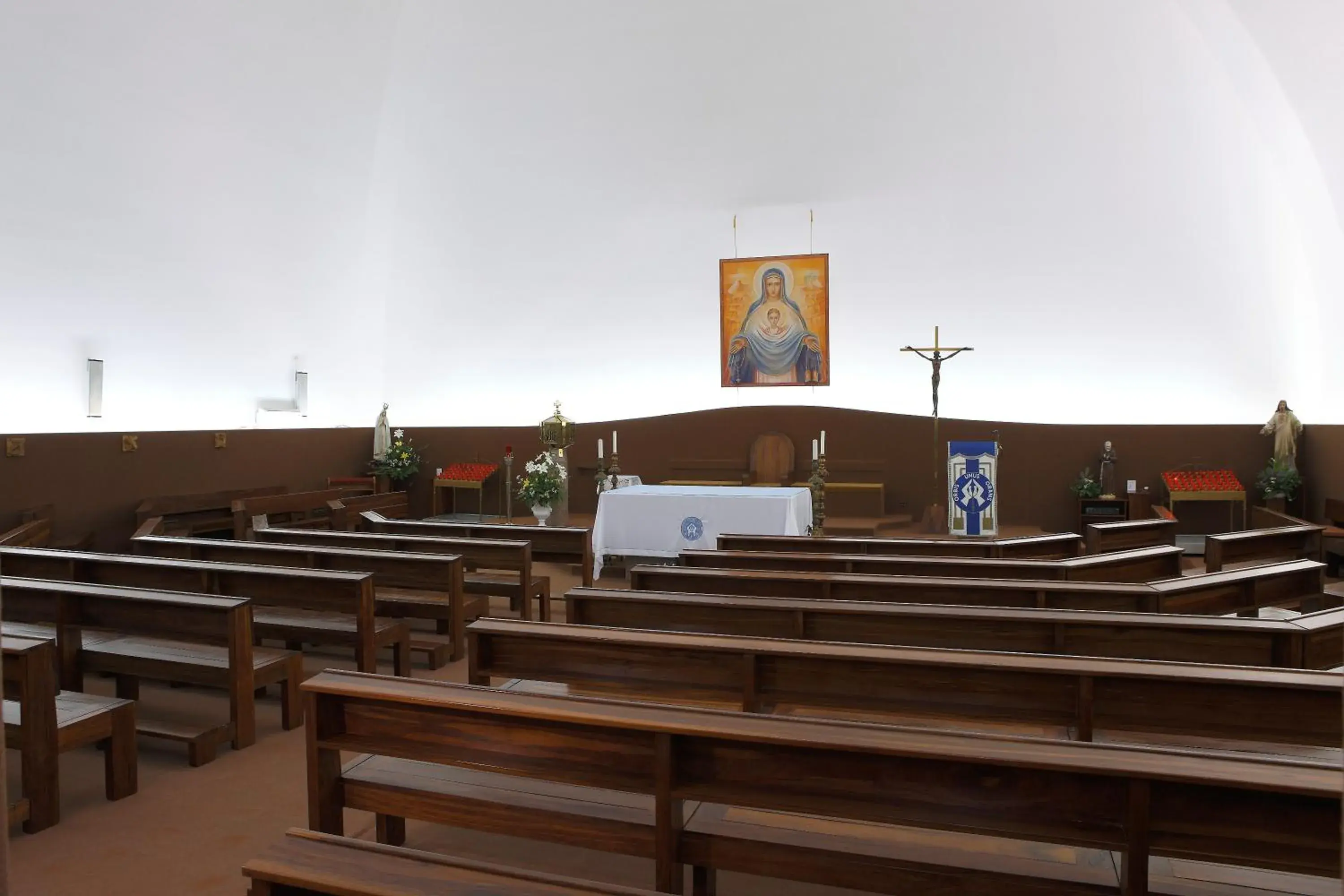 Property building in Domus Pacis Fatima Hotel Property building in Domus Pacis Fatima Hotel