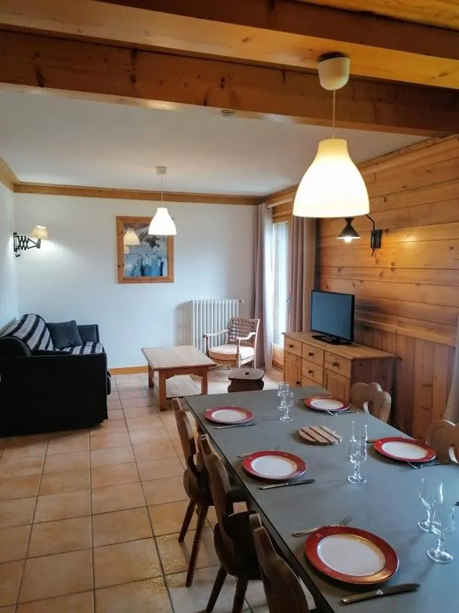 Dining area in Résidence Chalet des Granges