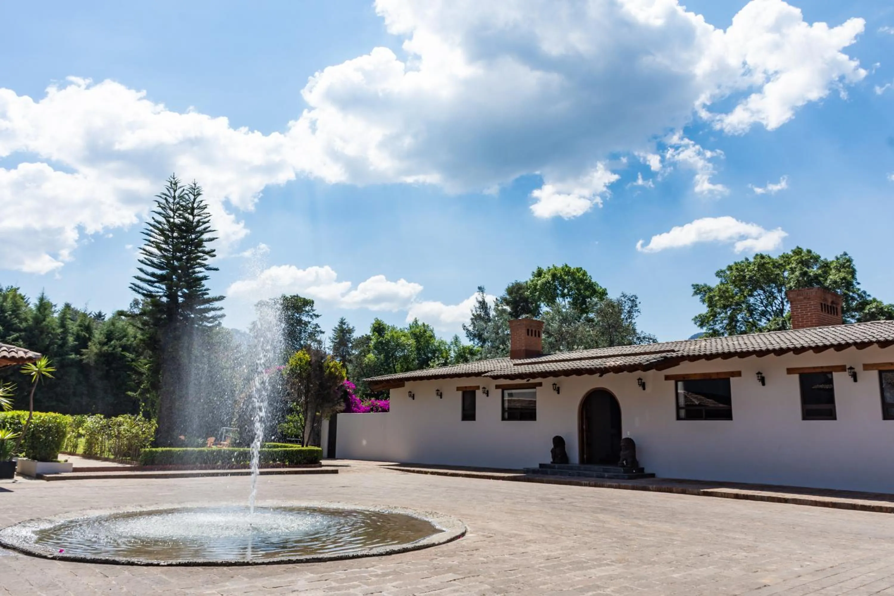 Property building in Hotel Boutique Unico Avandaro