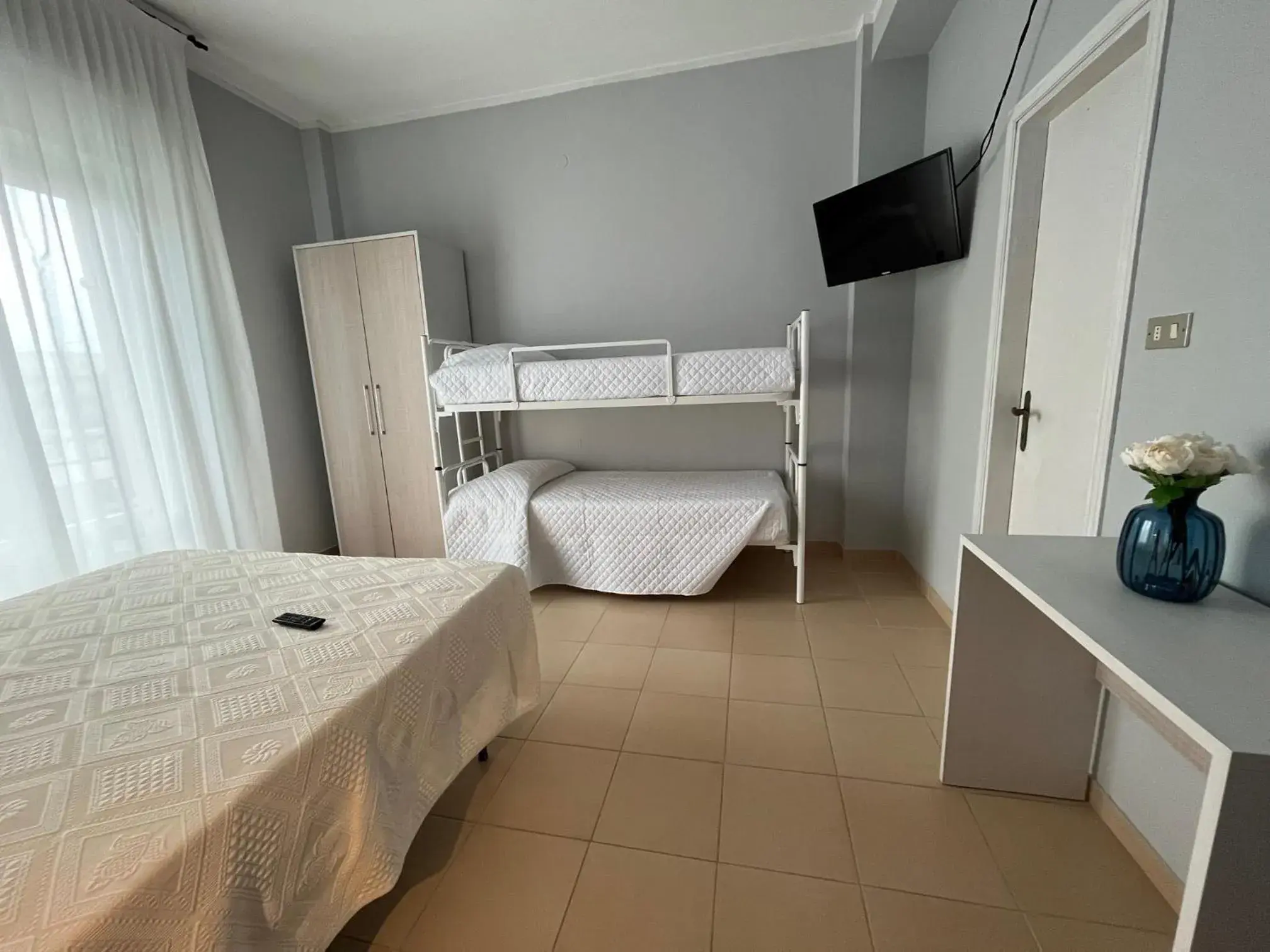 Quadruple Room in Hotel Le Ali Quadruple Room in Hotel Le Ali
