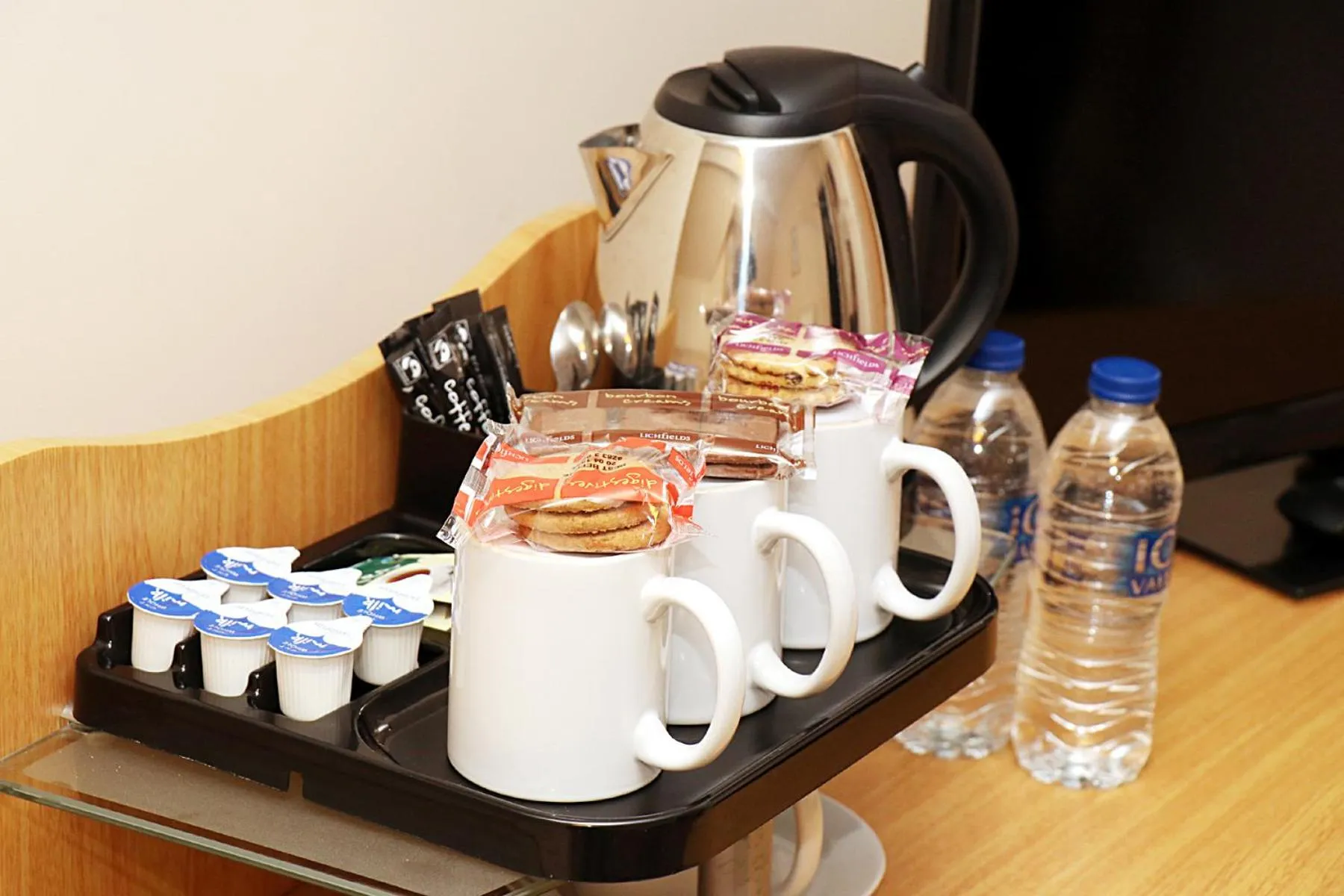 Coffee/Tea Facilities in Gatwick Inn Hotel - For A Peaceful Overnight Stay