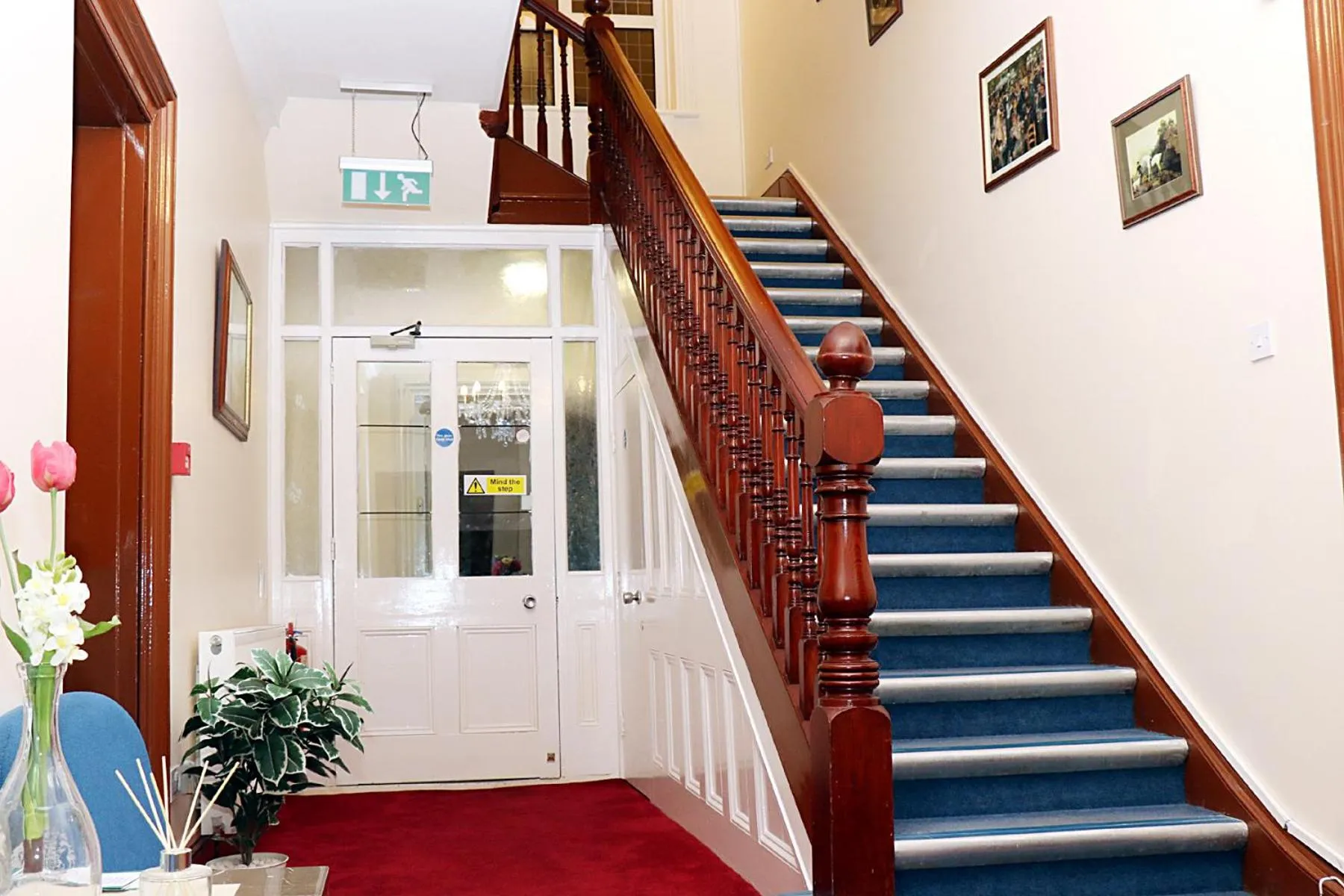 Gatwick Inn Hotel - For A Peaceful Overnight Stay