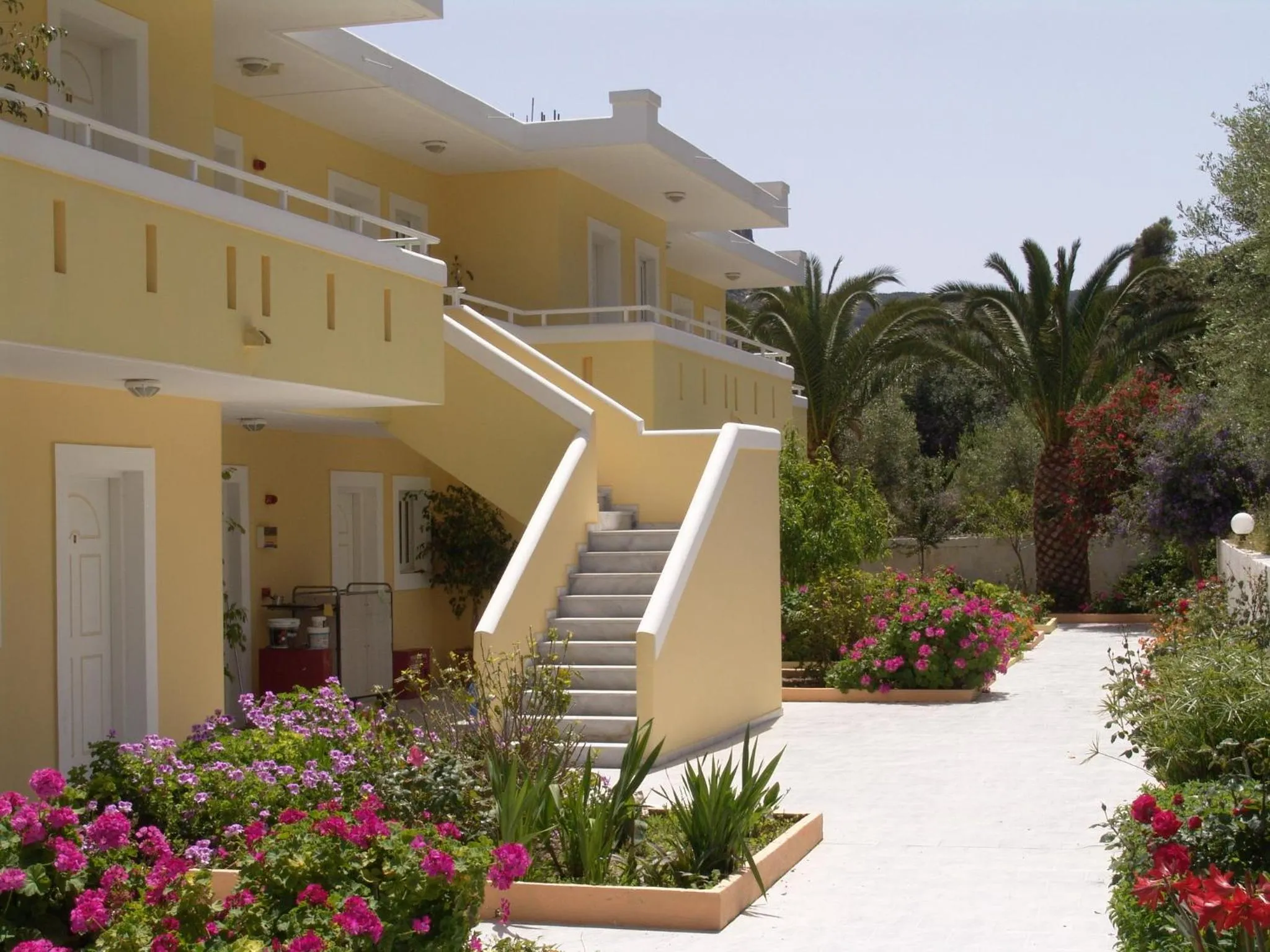 Facade/entrance in Kontessa Apartments