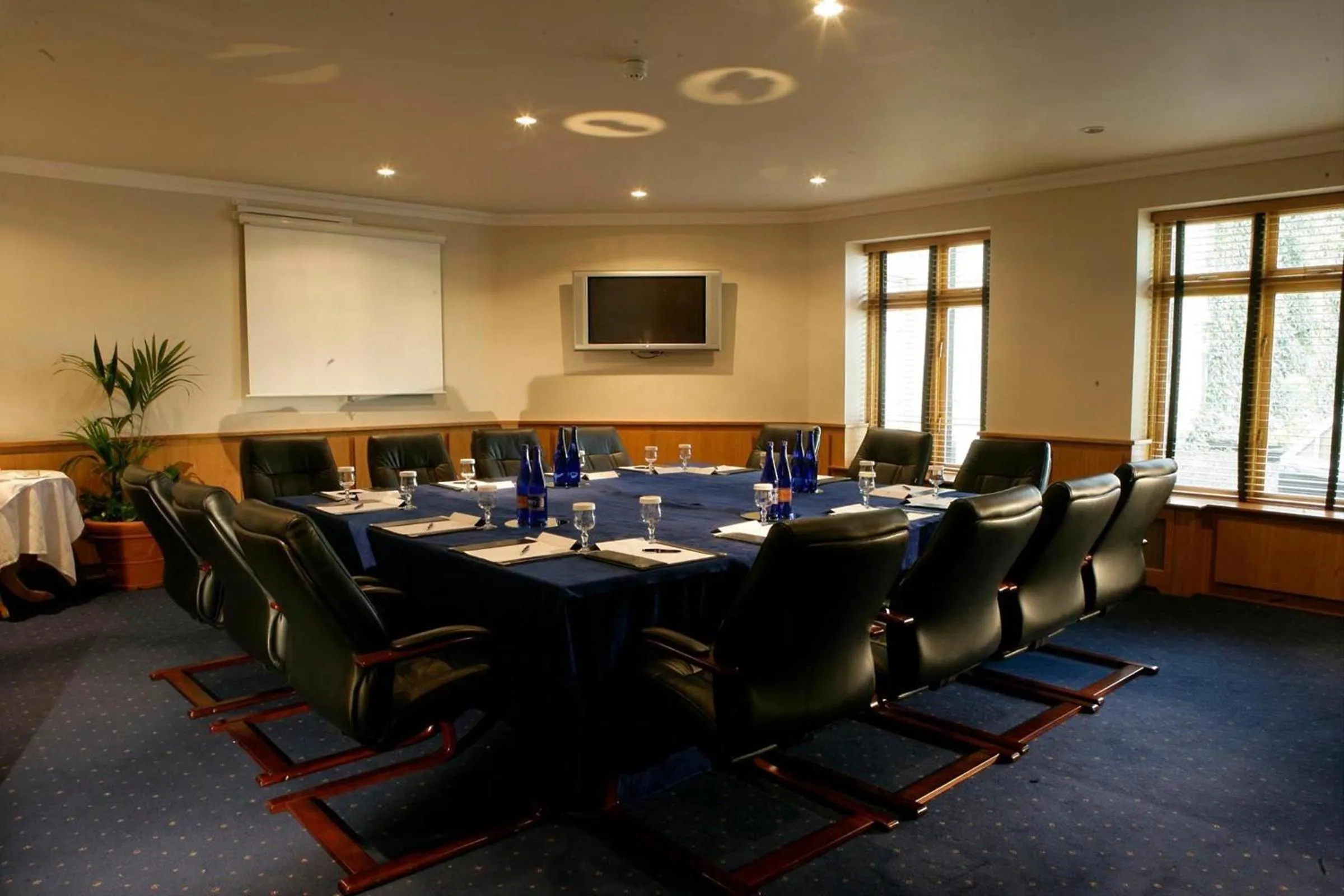 Business facilities in Kilkenny River Court Hotel