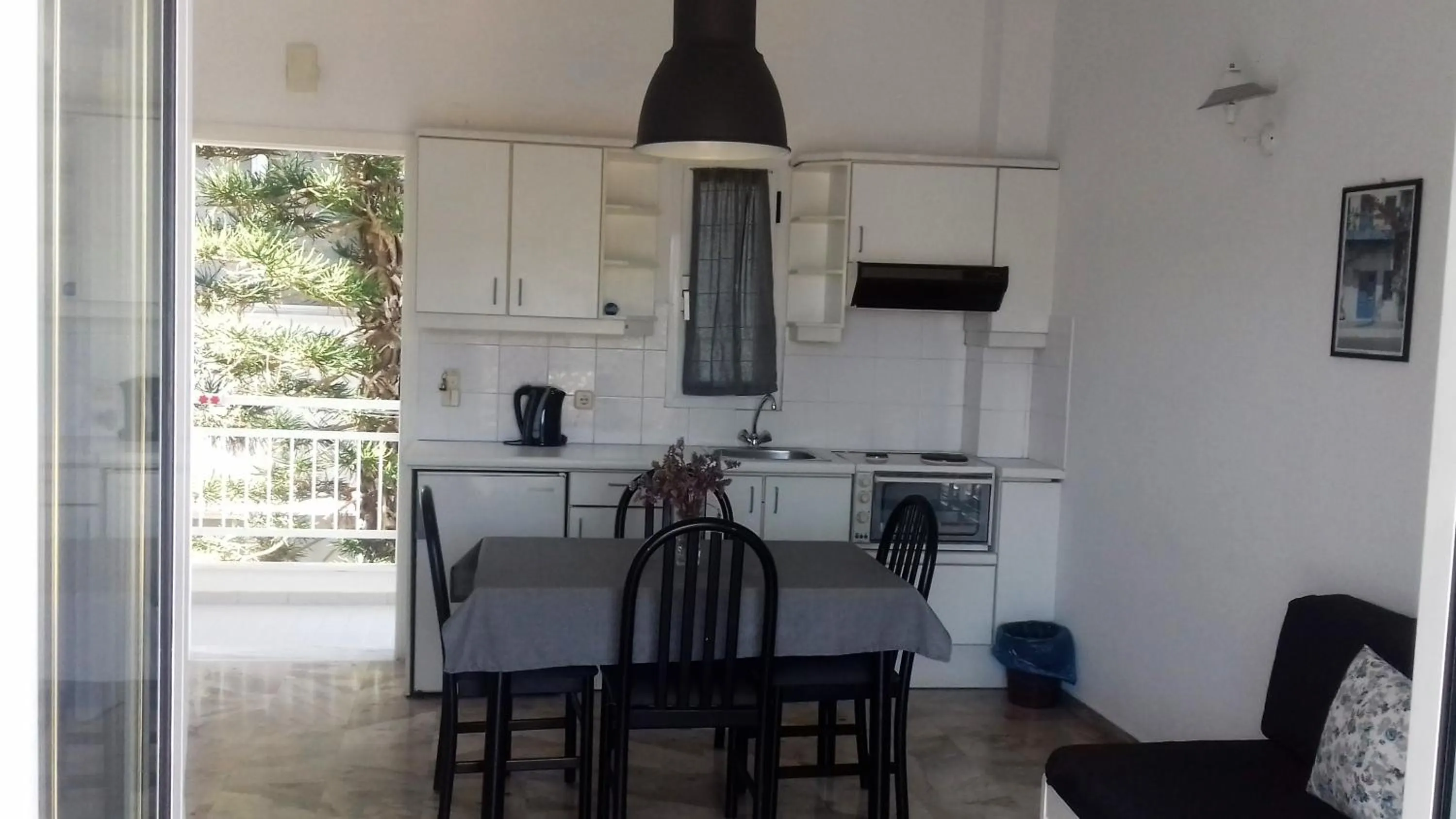 Kitchen or kitchenette in Hotel Anna Apartments