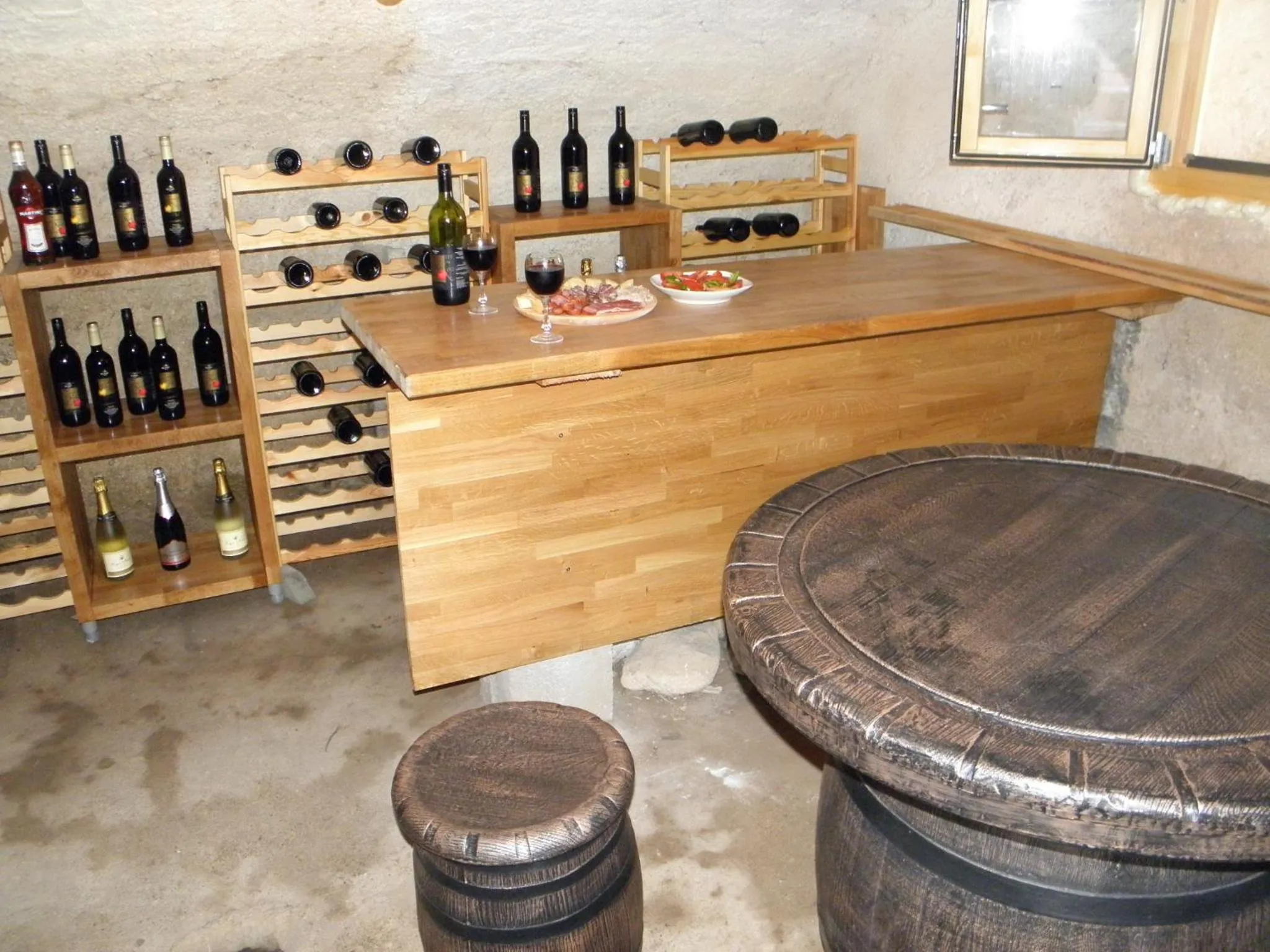 Alcoholic drinks in Apartments Tubej