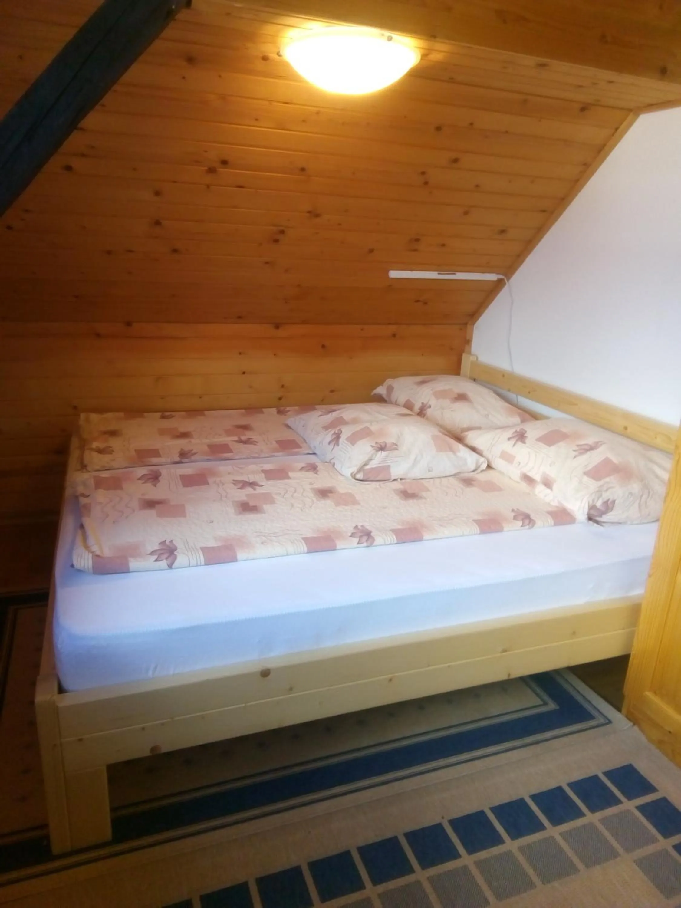 Bed in Apartments Tubej