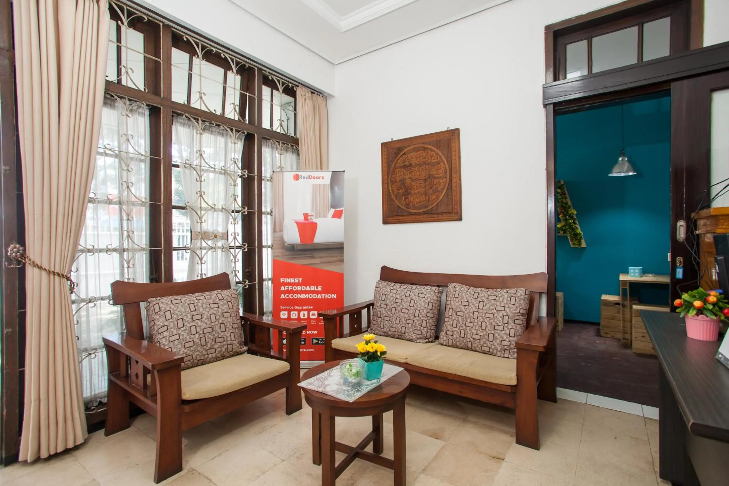 Lobby or reception in RedDoorz near Sanan Malang