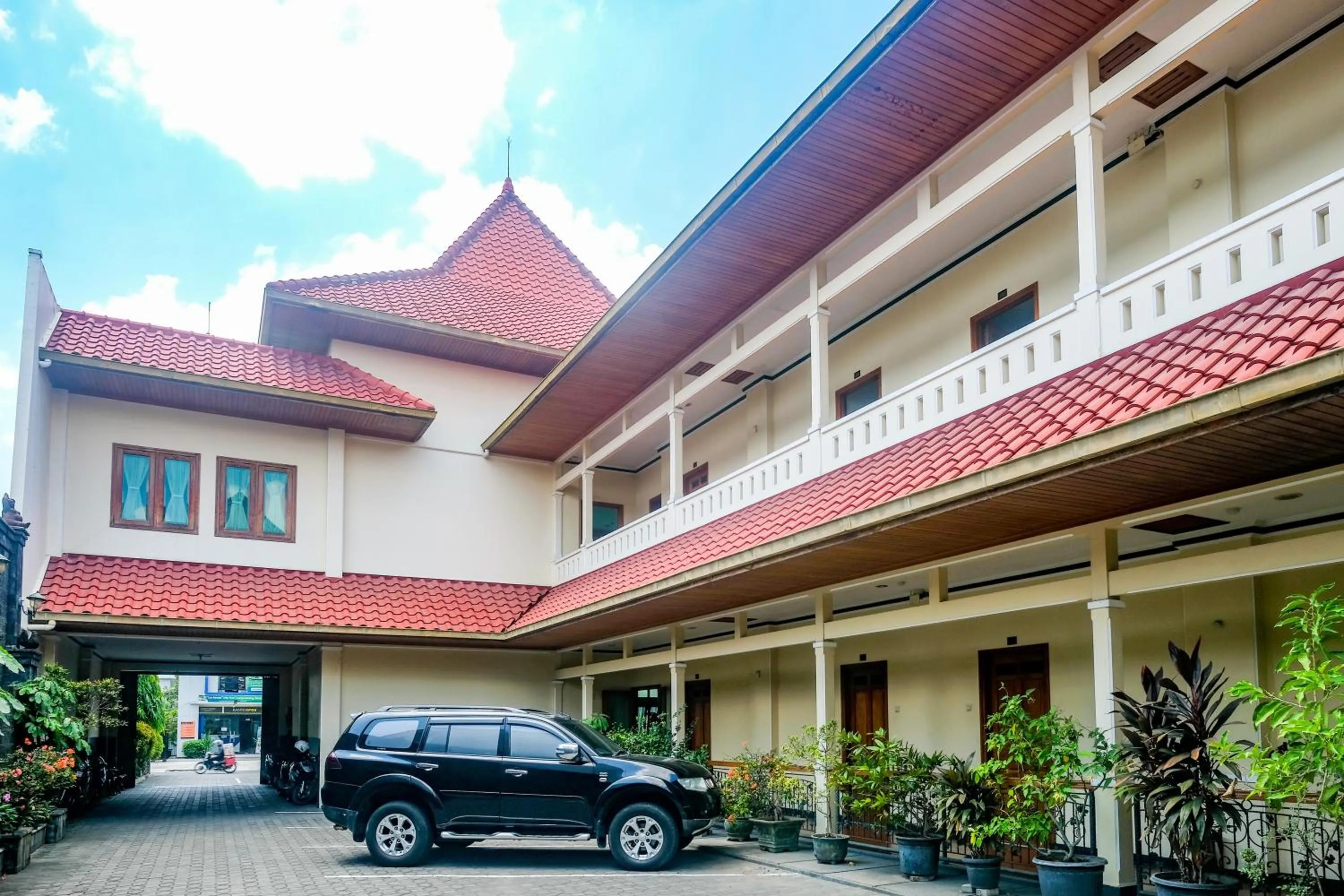 Property building in RedDoorz near XT Square Yogyakarta